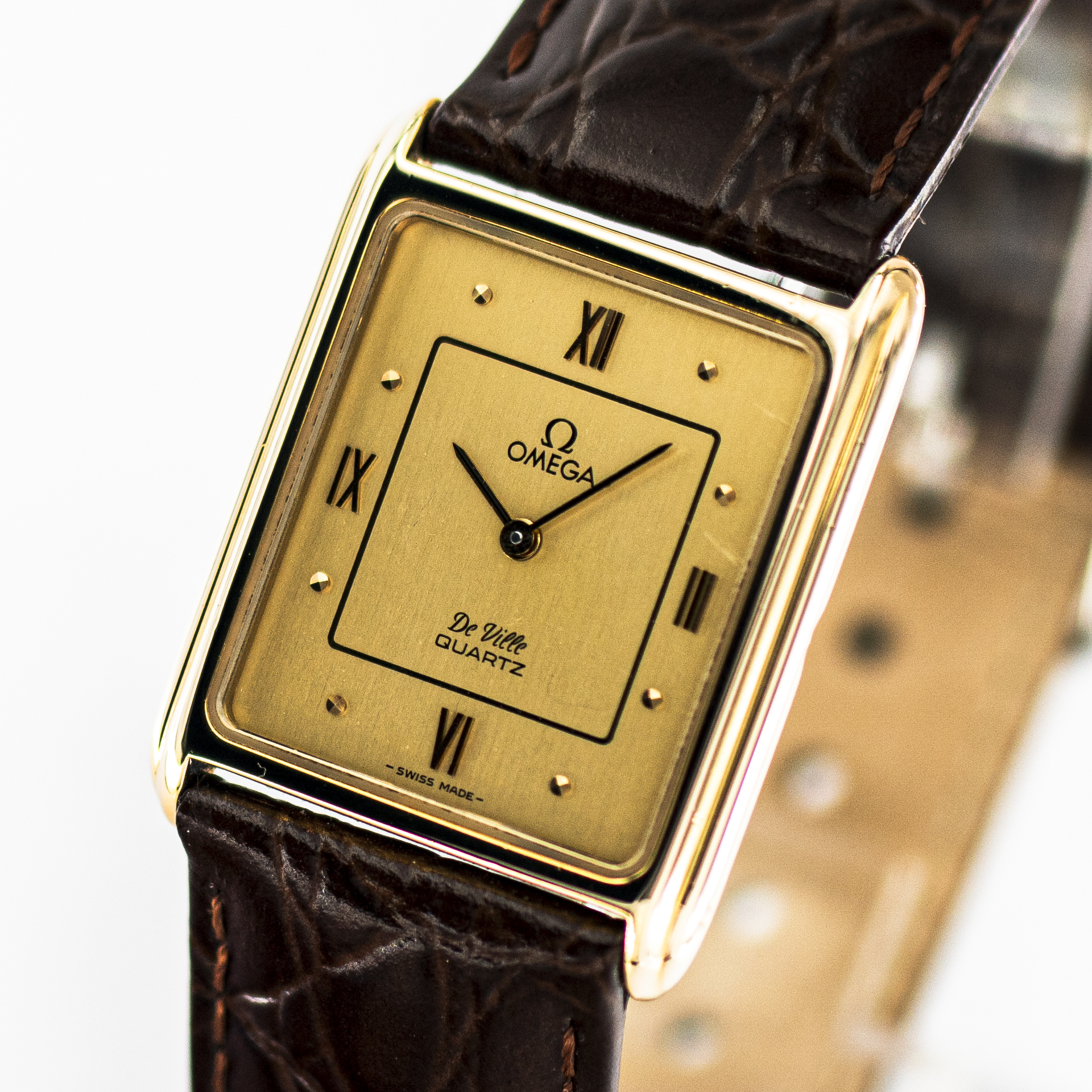 1402_marcels_watch_group_vintage_wristwatch_1981_omega_191.0107_de_ville_tank_dial_14