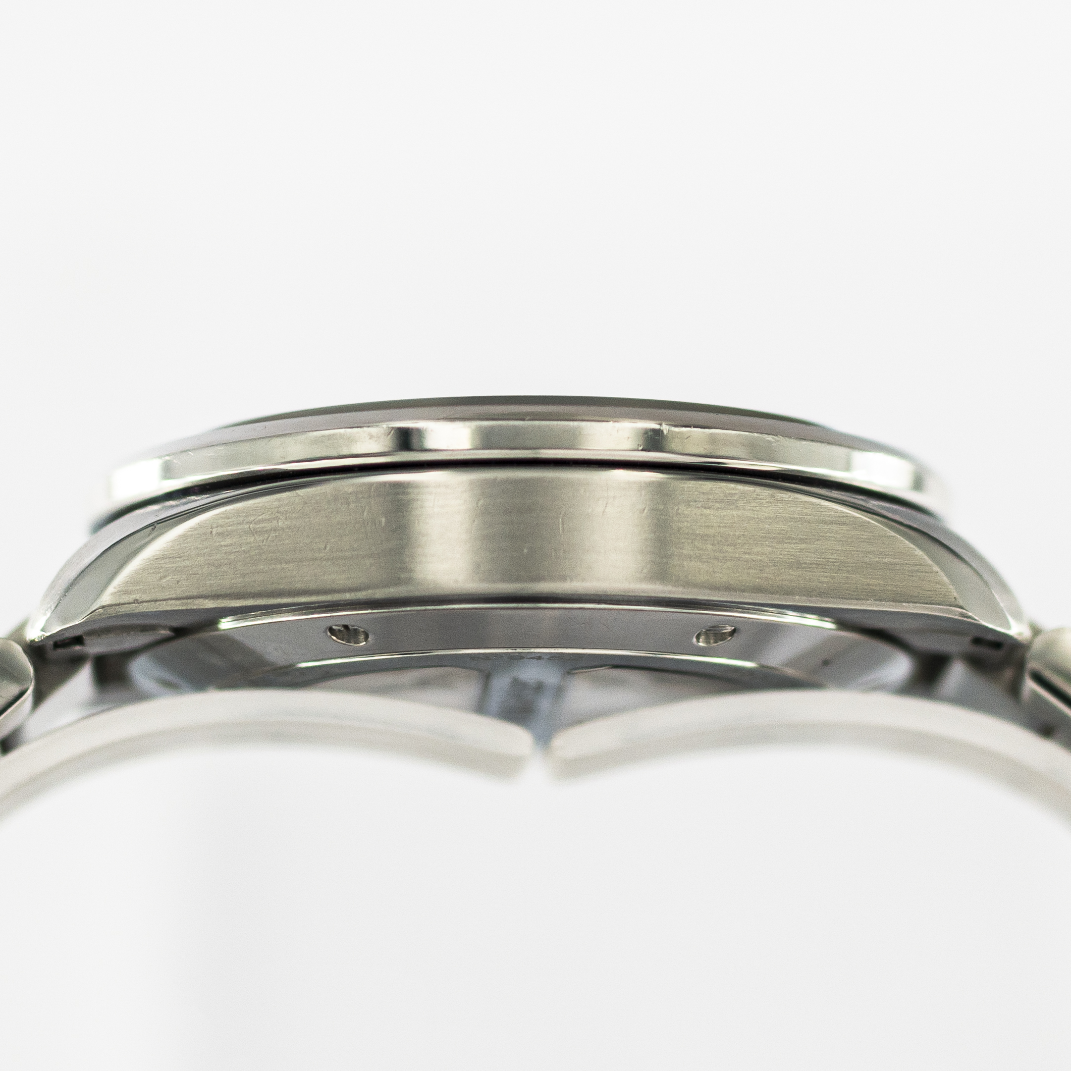 1423_marcels_watch_group_pre_owned_tag_heuer_WAV