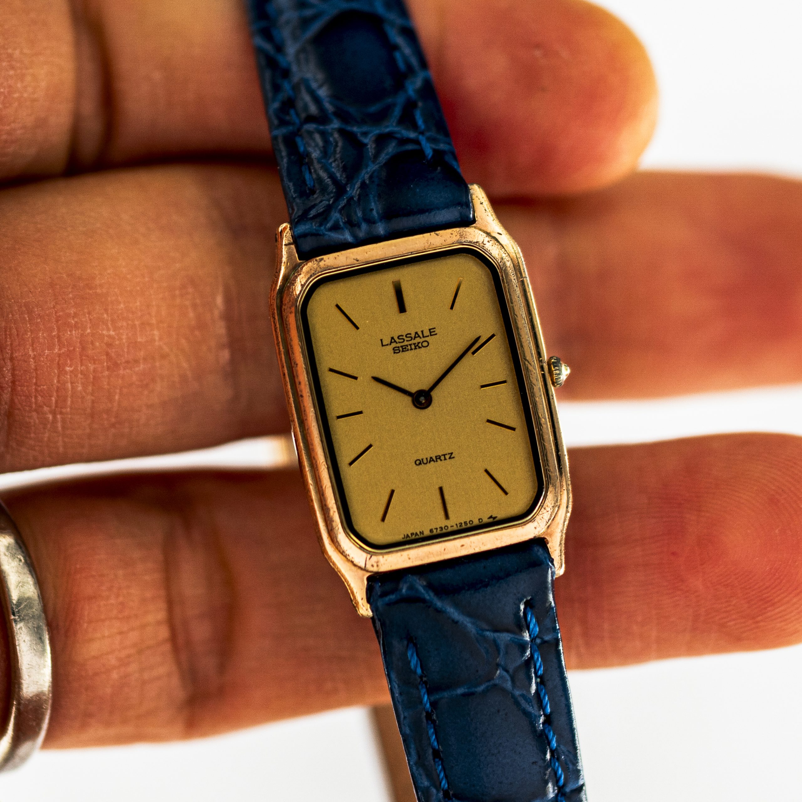 1422_marcels_watch_group_1994_vintage_ladies_seiko_6730_5909_lassale_dial_03