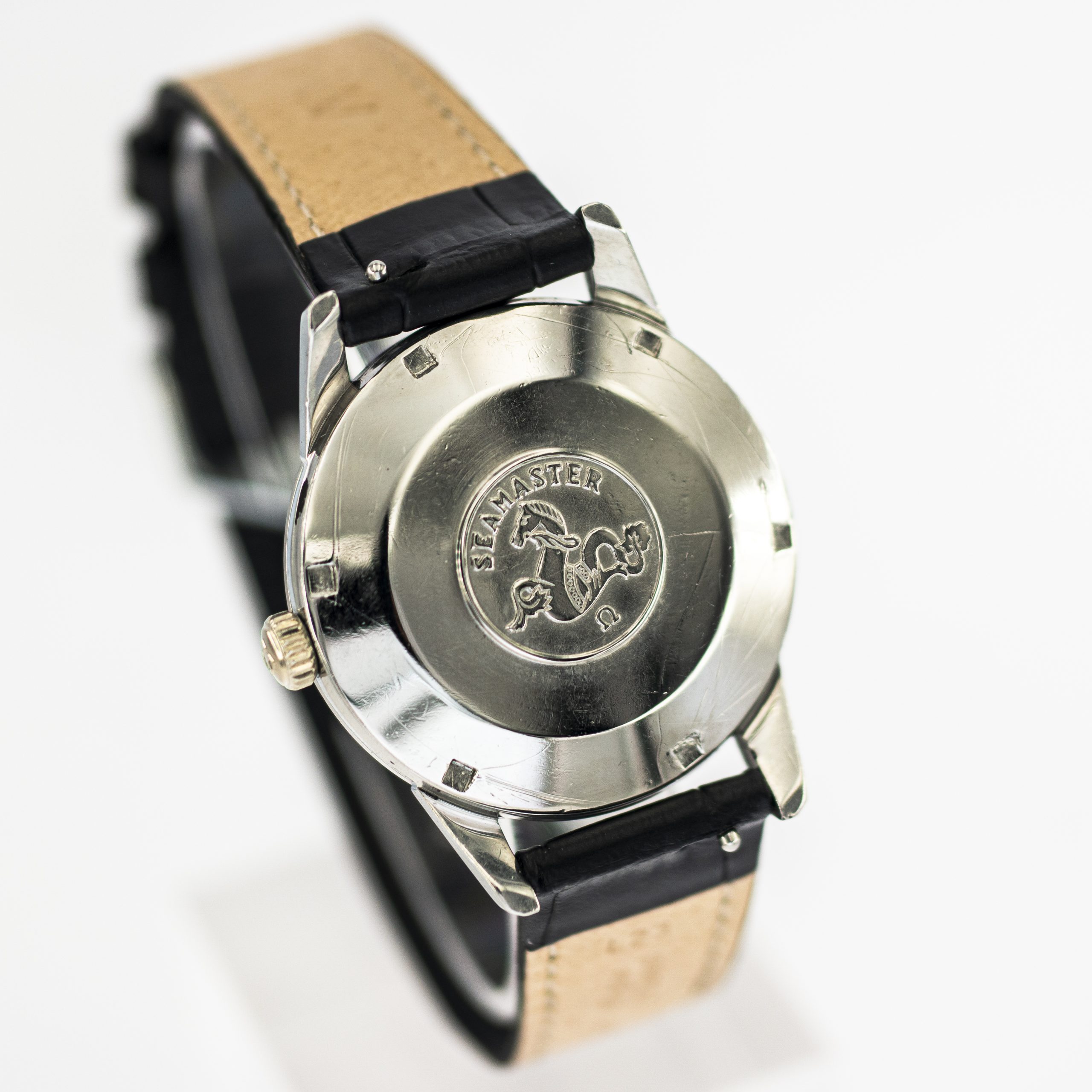 1426_marcels_watch_group_vintage_wristwatch_1961_omega_14390_seamaster_caseback_03