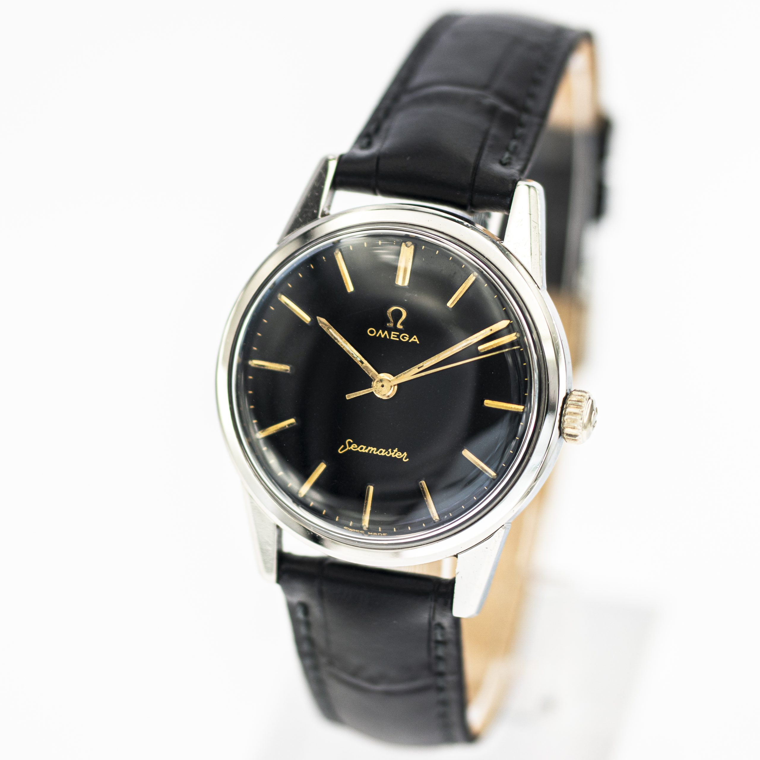 1426_marcels_watch_group_vintage_wristwatch_1961_omega_14390_seamaster_dial_02