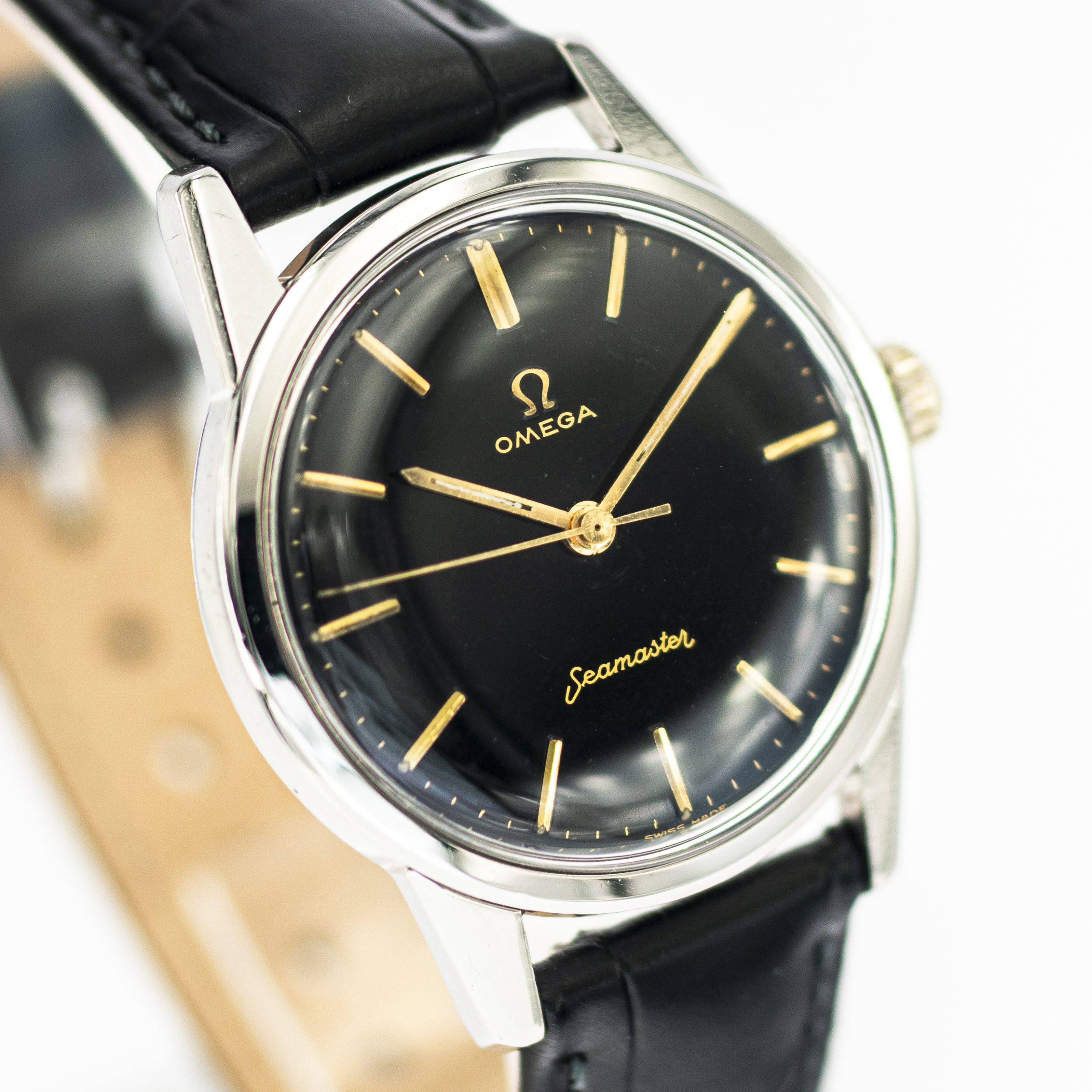 1426_marcels_watch_group_vintage_wristwatch_1961_omega_14390_seamaster_dial_07