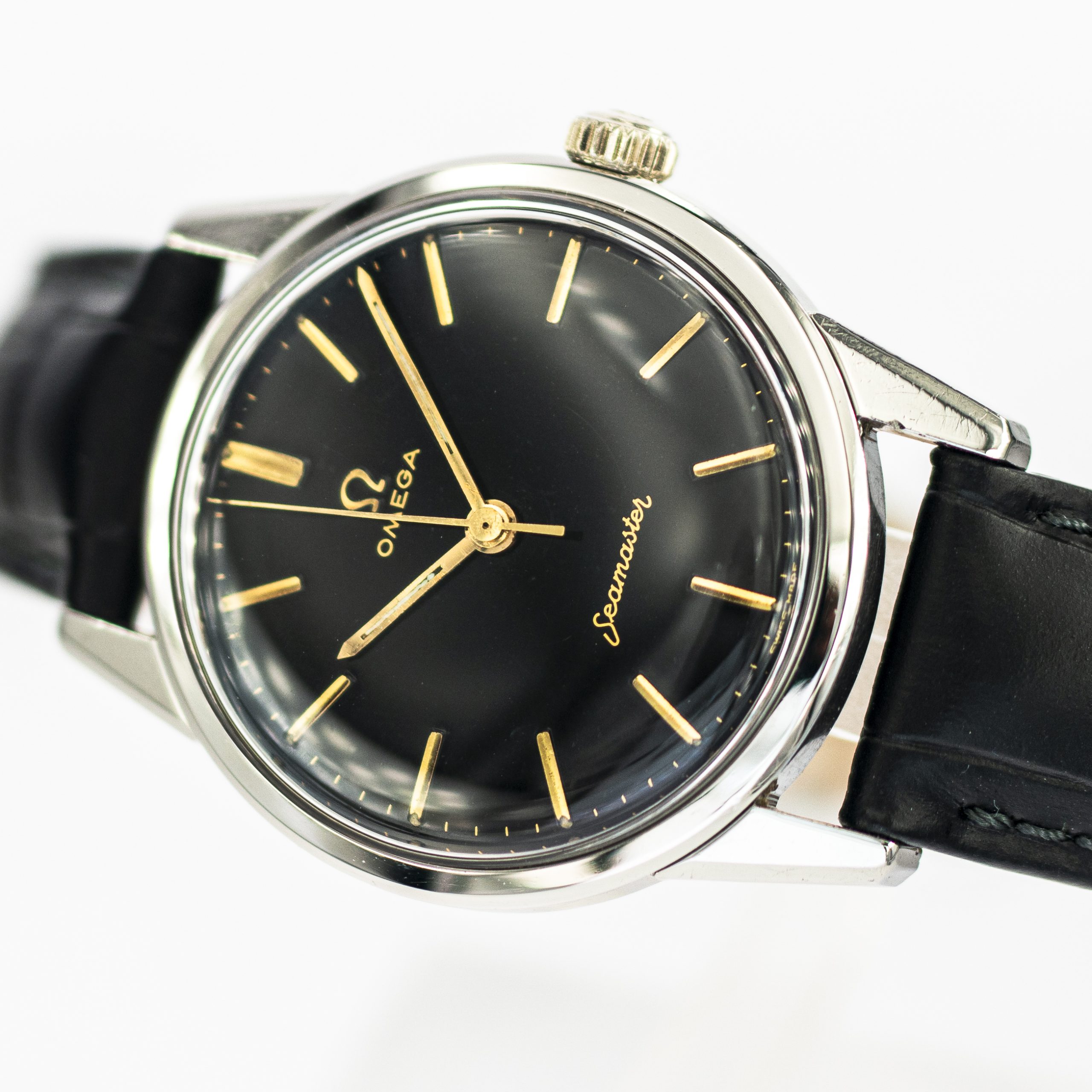 1426_marcels_watch_group_vintage_wristwatch_1961_omega_14390_seamaster_dial_10