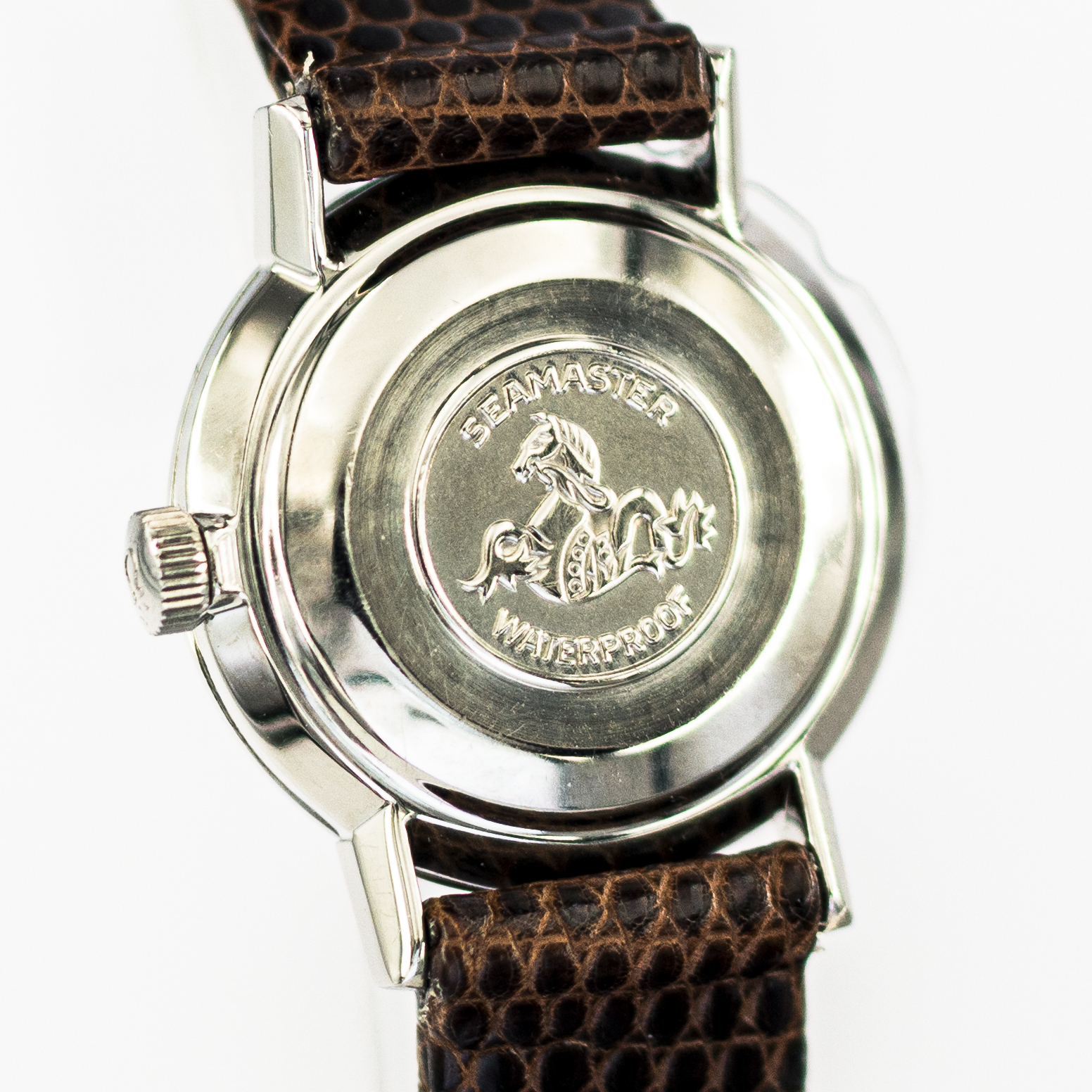 1431_marcels_watch_group_vintage_ladies_watch_1966_omega_535.004_seamaster_de_ville_caseback_04