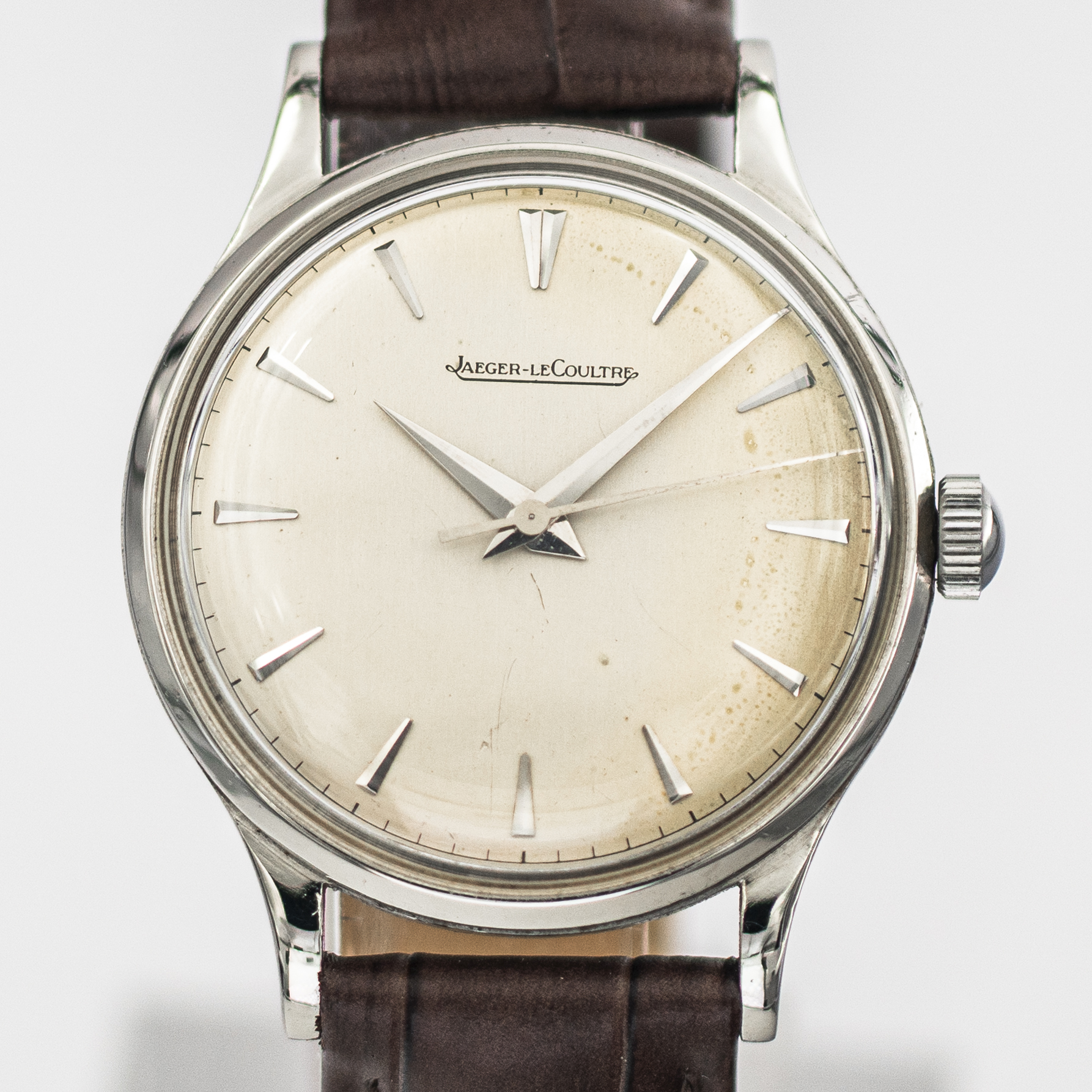 1434_marcels_watch_group_vintage_wristwatch_1951_jaegerlecoultre_e165_dial_002