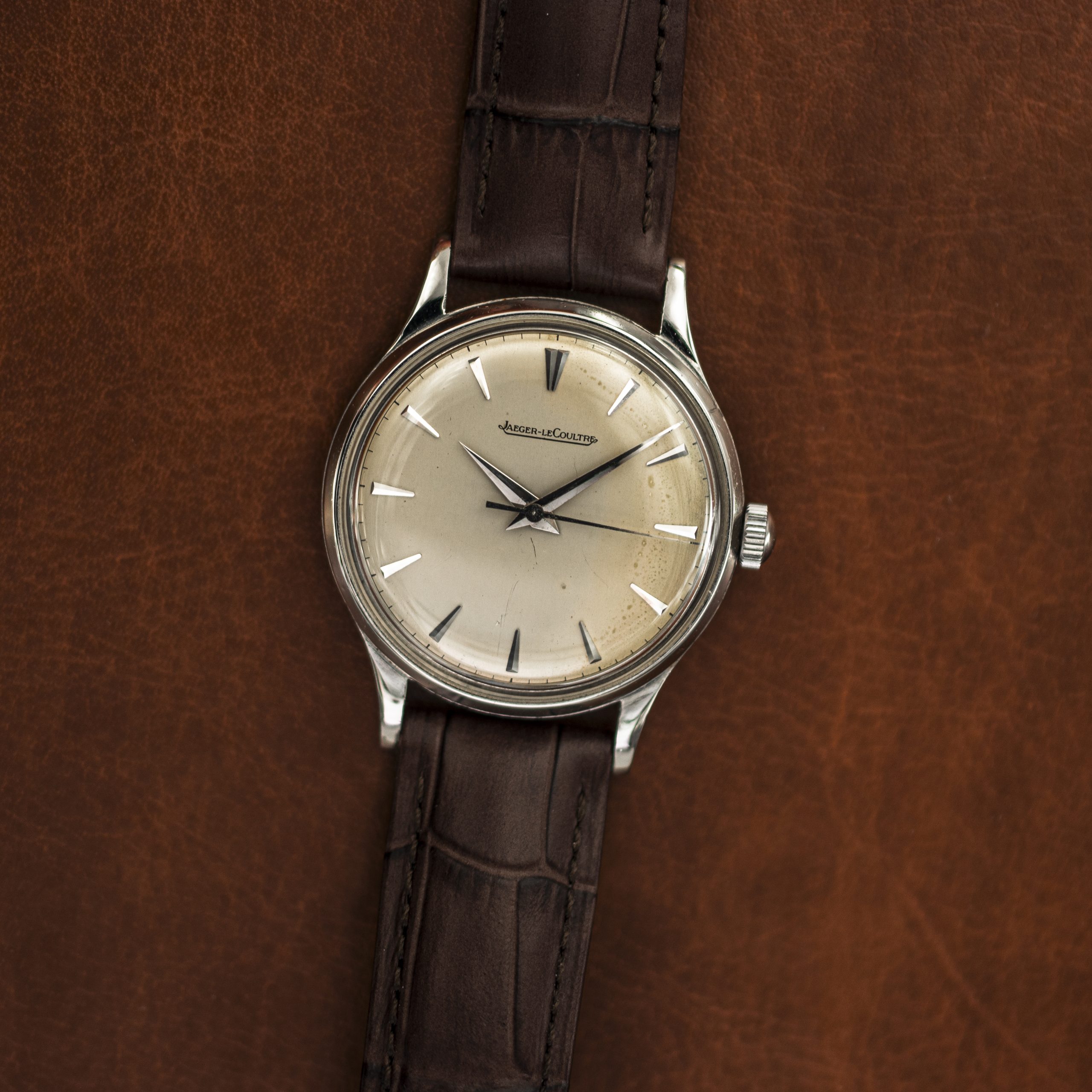 1434_marcels_watch_group_vintage_wristwatch_1951_jaegerlecoultre_e165_dial_012