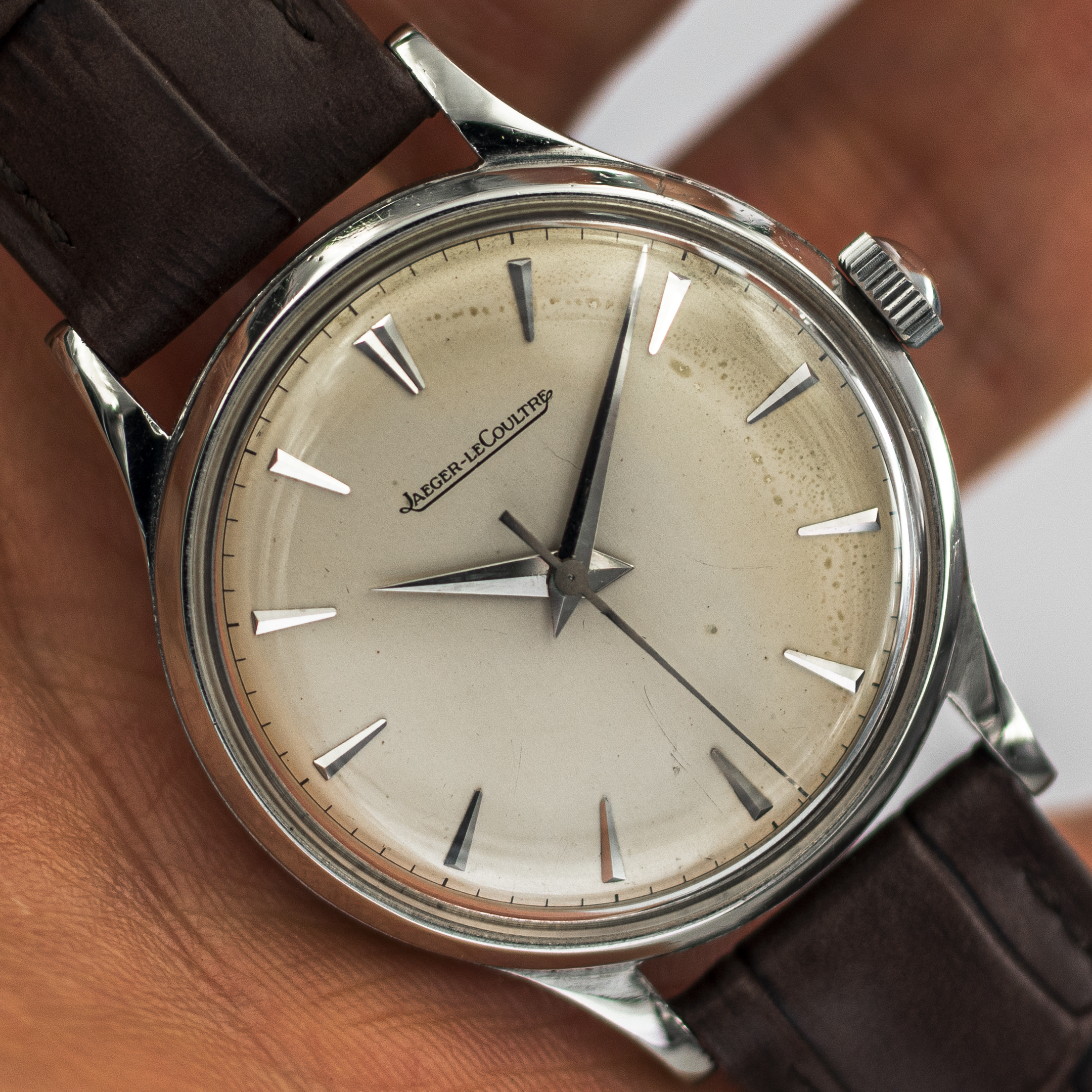 1434_marcels_watch_group_vintage_wristwatch_1951_jaegerlecoultre_e165_dial_014
