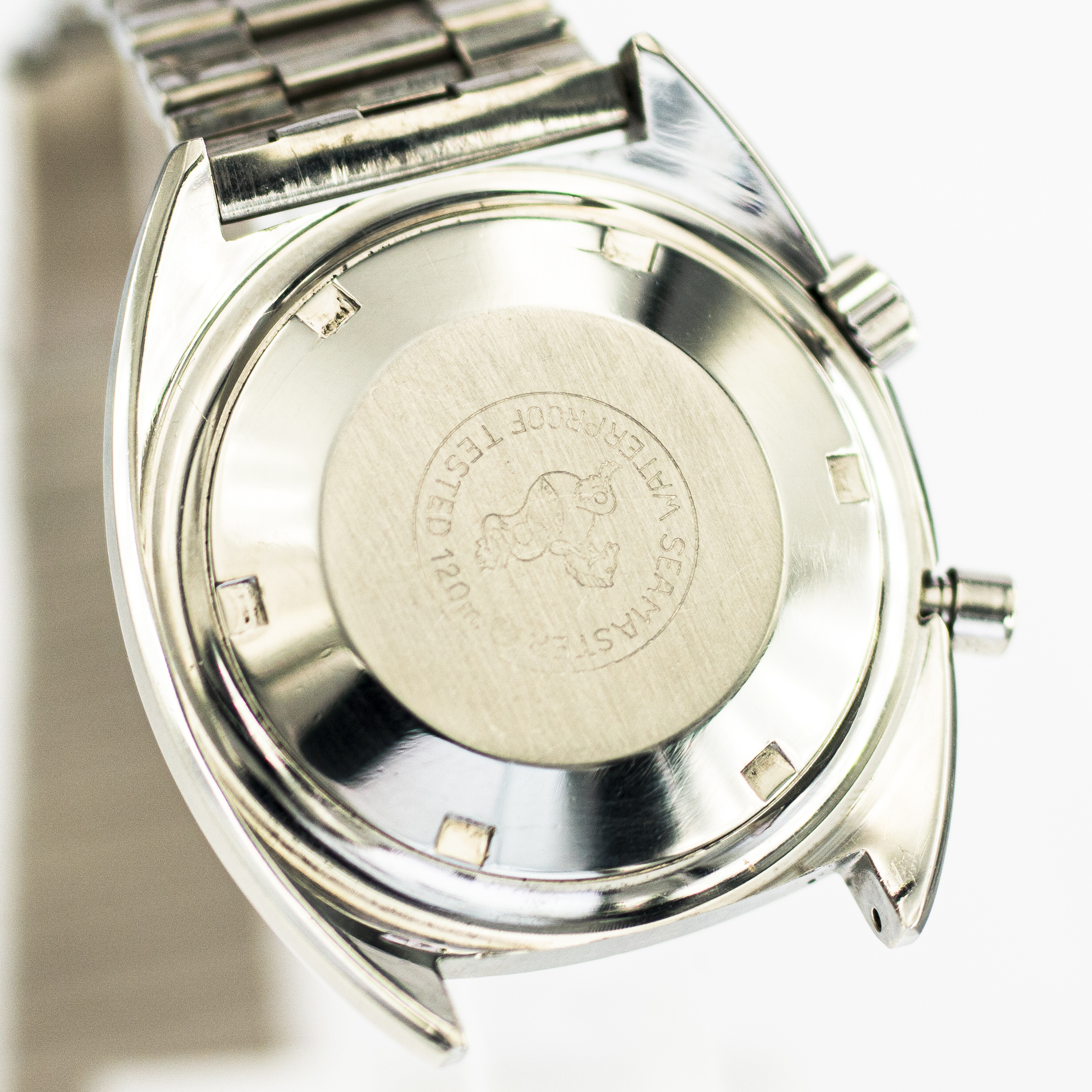 1439_marcels_watch_group_vintage_wristwatch_1967_omega_145.007_seamaster_chronostop_caseback_01