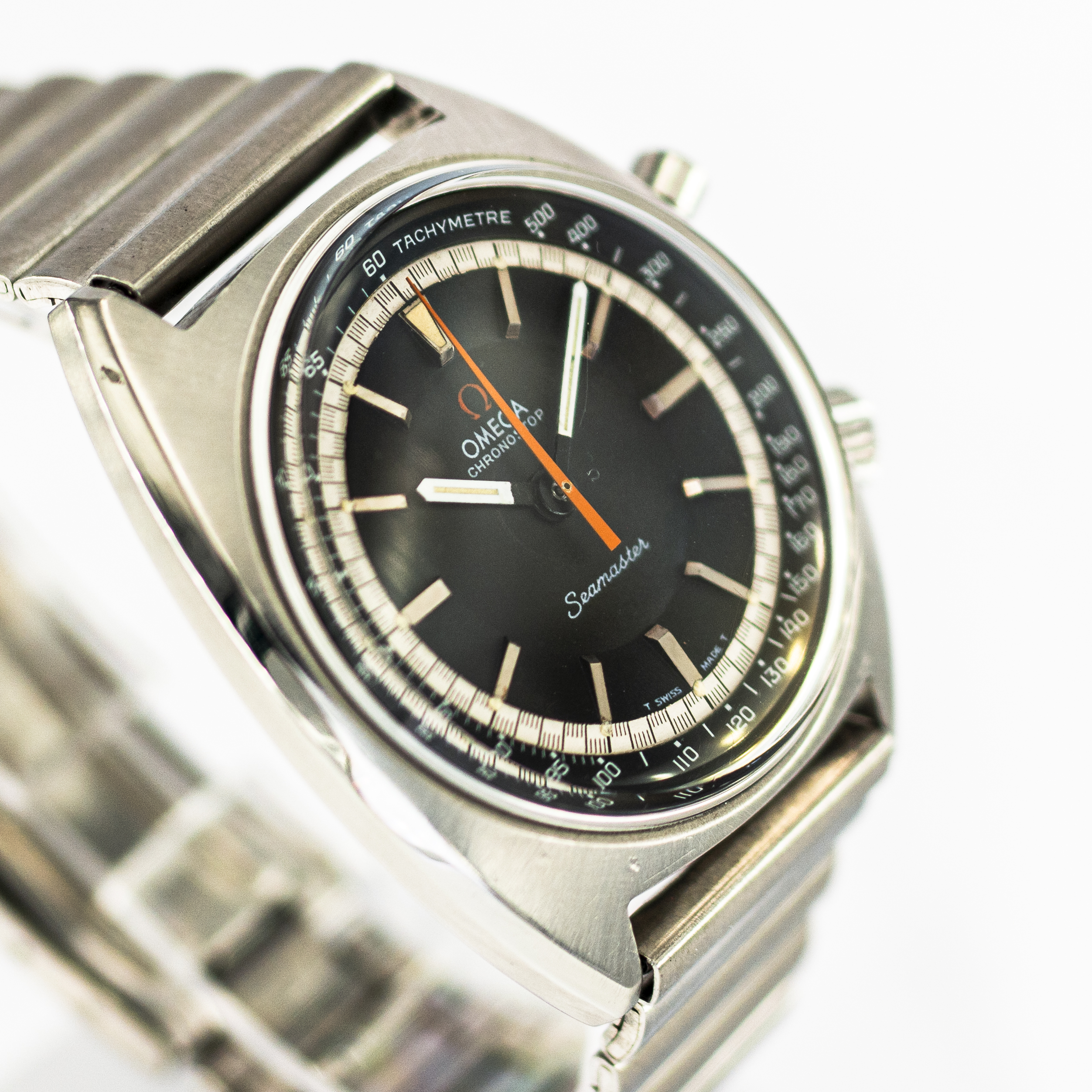 1439_marcels_watch_group_vintage_wristwatch_1967_omega_145.007_seamaster_chronostop_dial_12