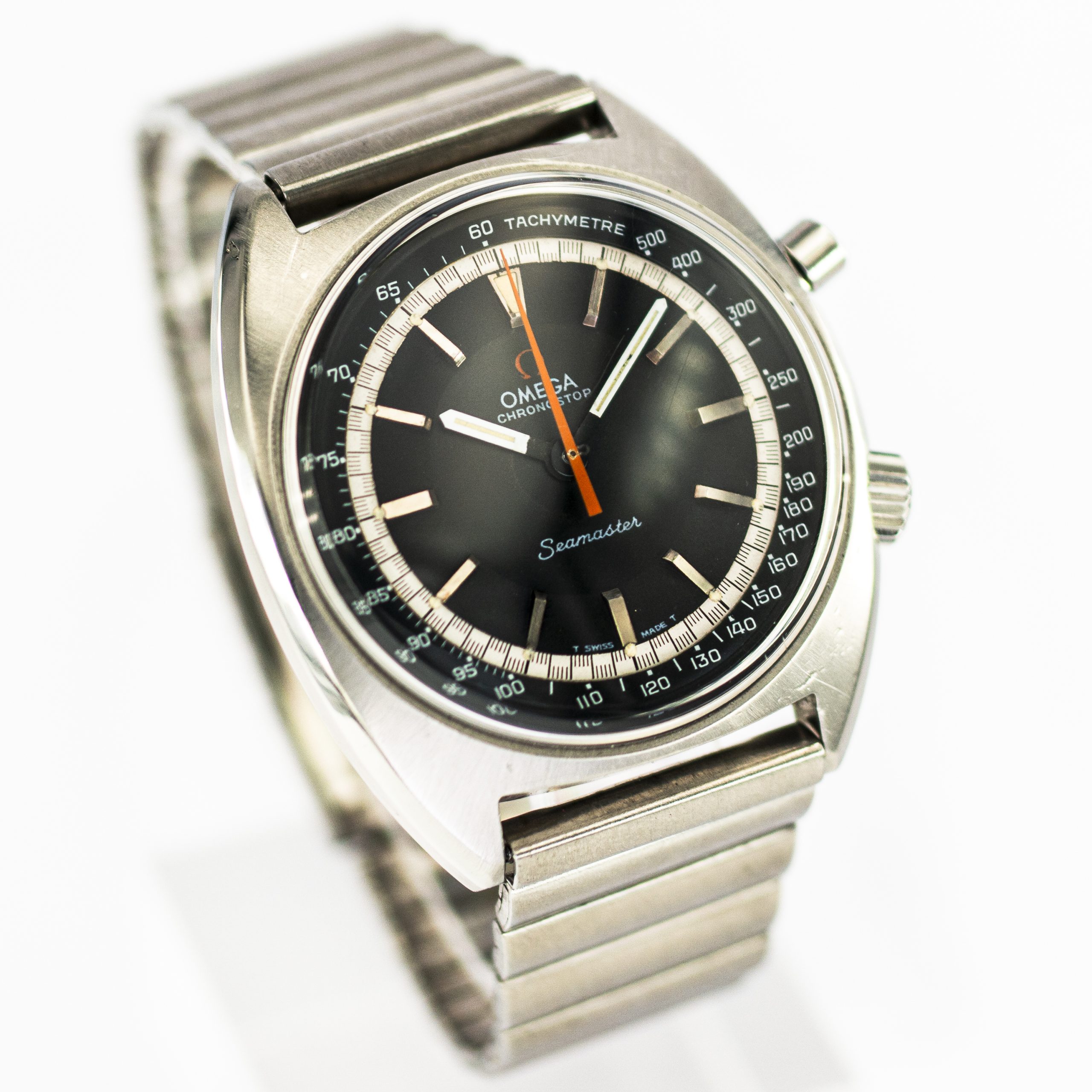 1439_marcels_watch_group_vintage_wristwatch_1967_omega_145.007_seamaster_chronostop_dial_13
