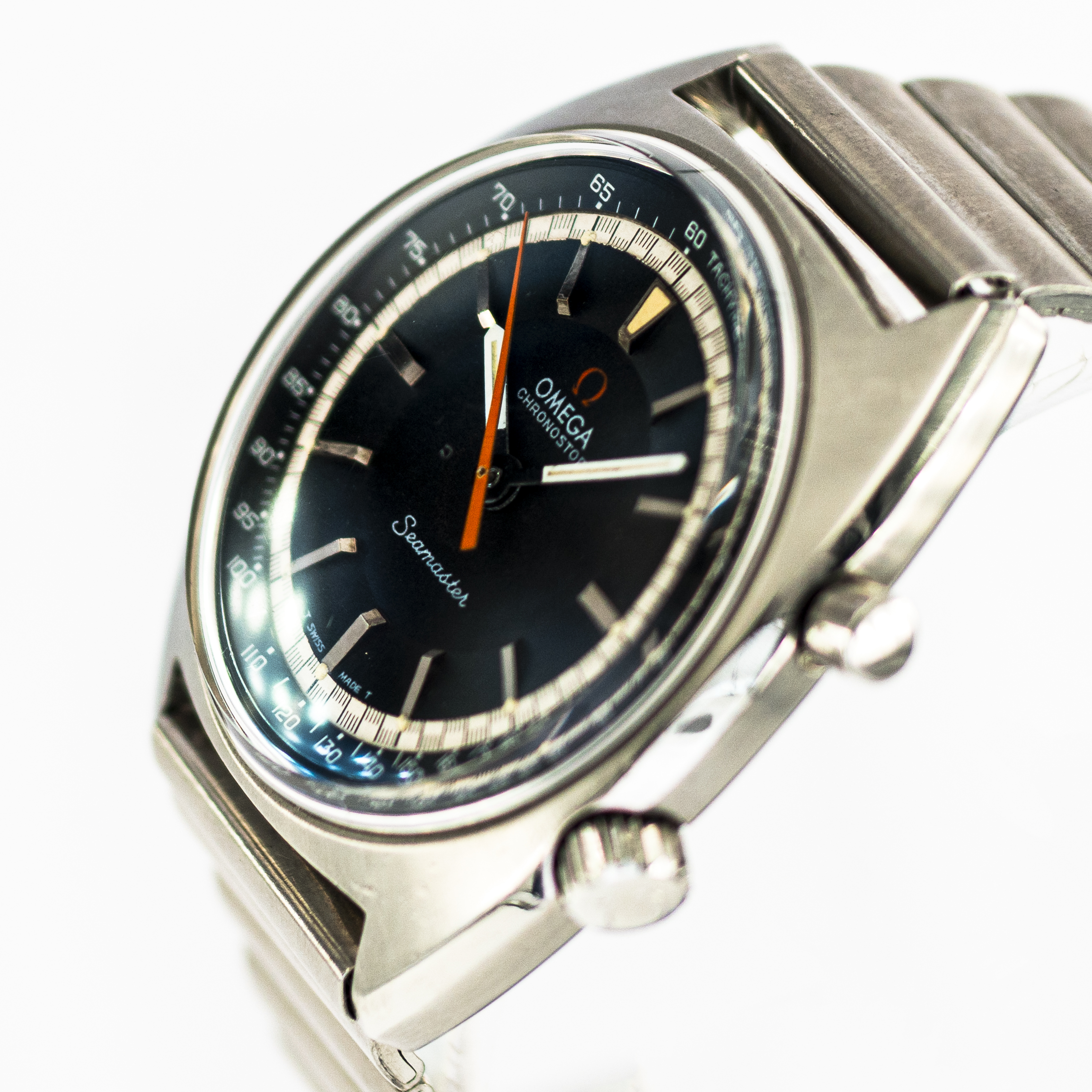 1439_marcels_watch_group_vintage_wristwatch_1967_omega_145.007_seamaster_chronostop_dial_14