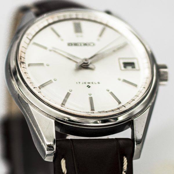 1440_marcels_watch_group_vintage_wristwatch_1962_seiko_6602_7040_case_side_01