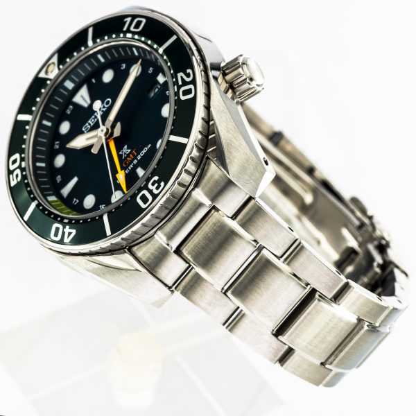 1455_marcels_watchg_group_wristwatch_2022_seiko_prospex_Sumo_SBPK001_SFK003J1_Diver_Solar_GMT_5k65_0AA0_bracelet_03