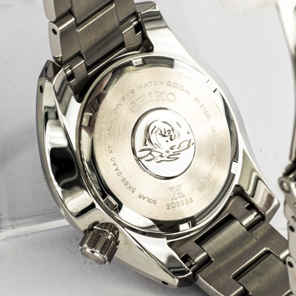 1455_marcels_watchg_group_wristwatch_2022_seiko_prospex_Sumo_SBPK001_SFK003J1_Diver_Solar_GMT_5k65_0AA0_caseback_0