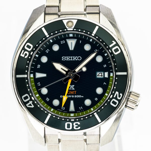 1455_marcels_watchg_group_wristwatch_2022_seiko_prospex_Sumo_SBPK001_SFK003J1_Diver_Solar_GMT_5k65_0AA0_dial_13