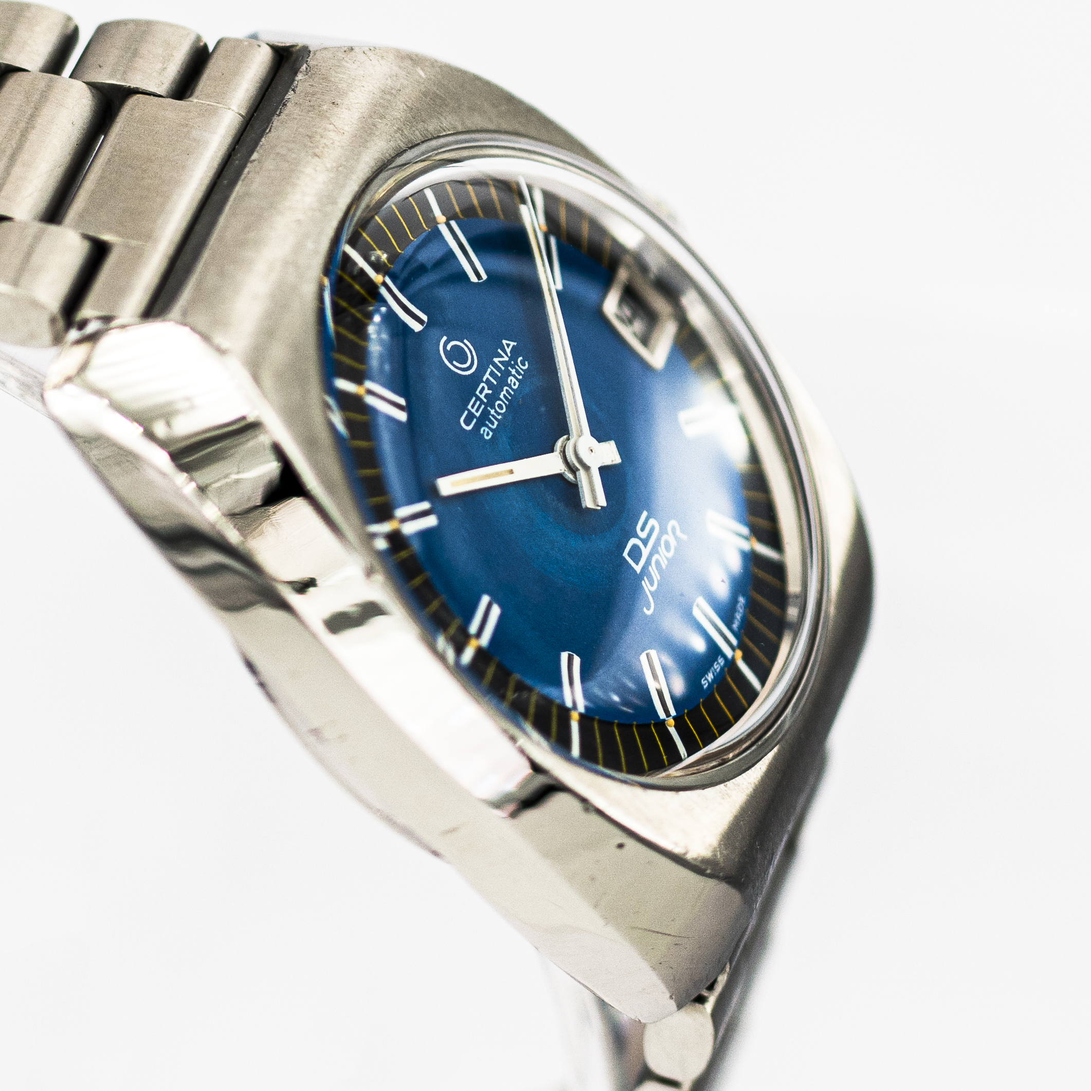 1458_marcels_watch_group_vintage_wristwatch_1970s_certina_913130544_ds_junior_dial_07