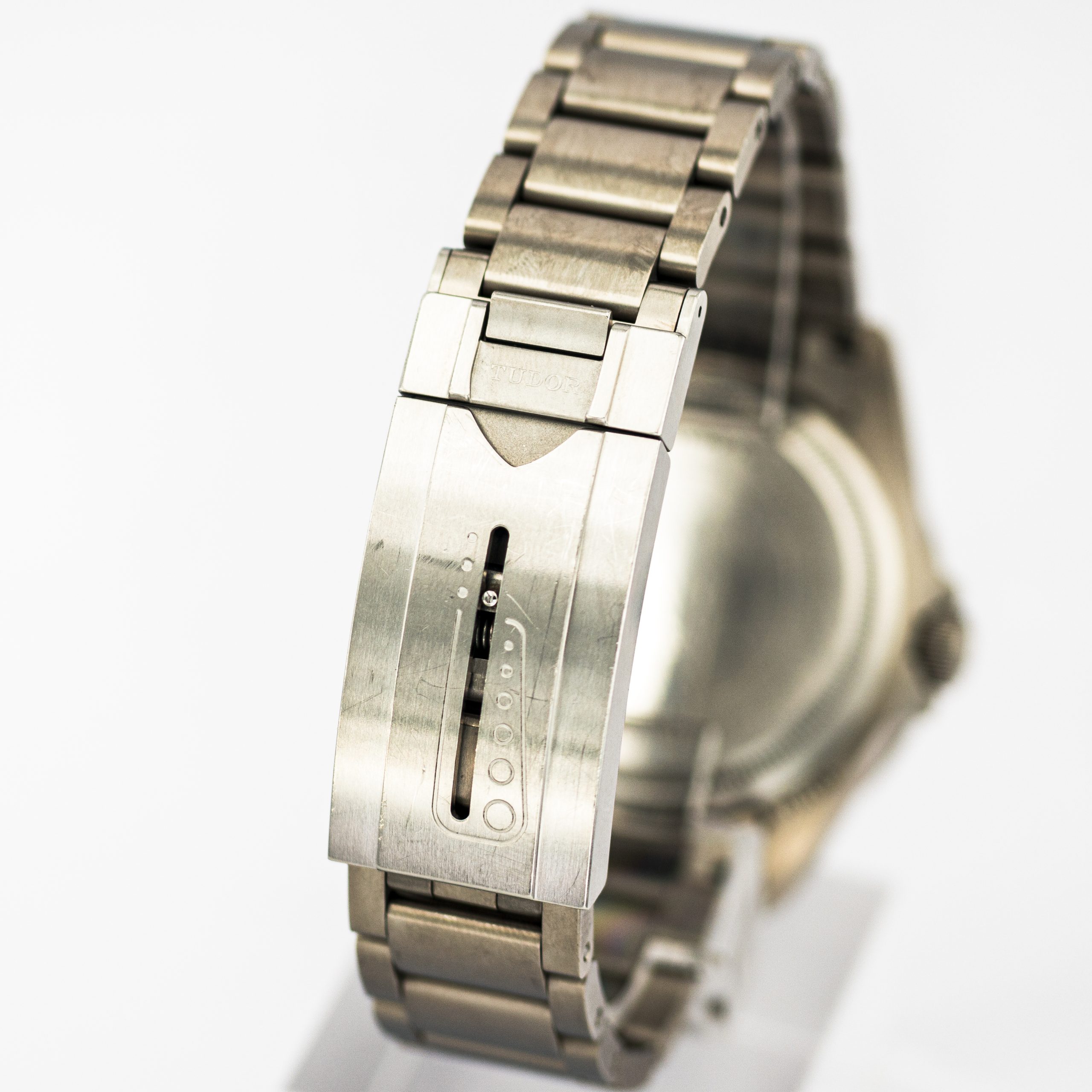 1468_marcels_watch_group_tudor_25600T_pelagos_bracelet_06