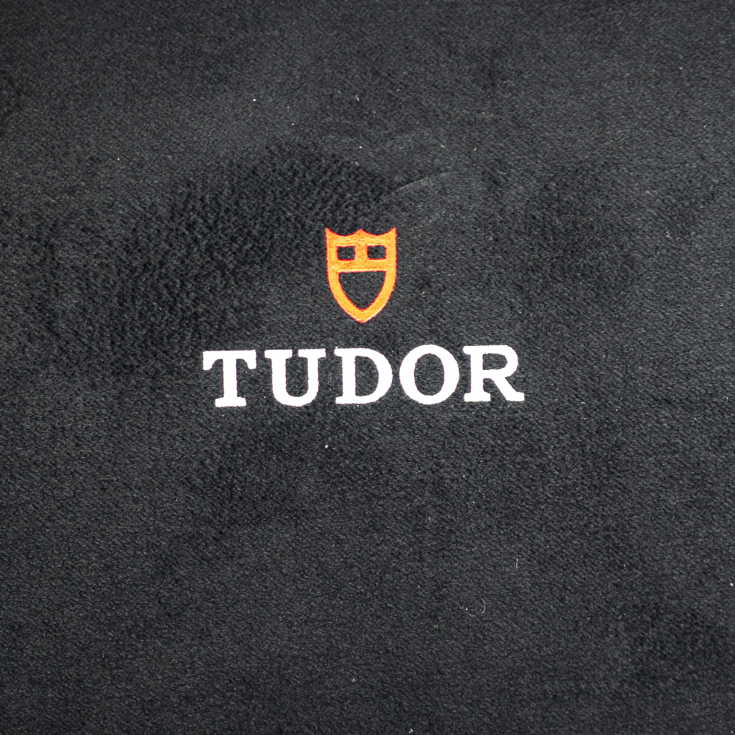 1468_marcels_watch_group_tudor_25600T_pelagos_cbox_papers_01