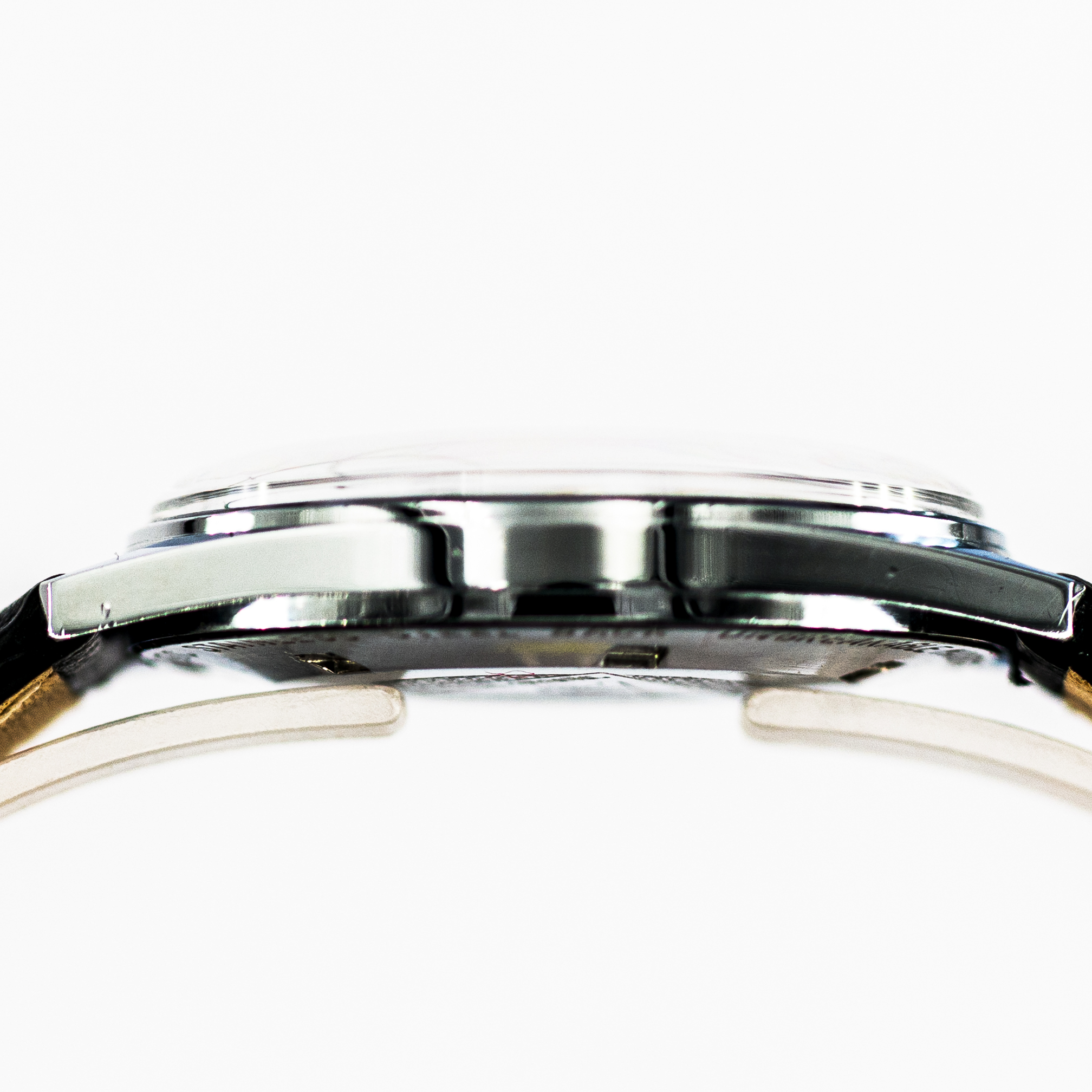 1474_marcels_watch_group_vintage_wristwatch_1960s_atlantic_61660_worldmaster_case_side_04