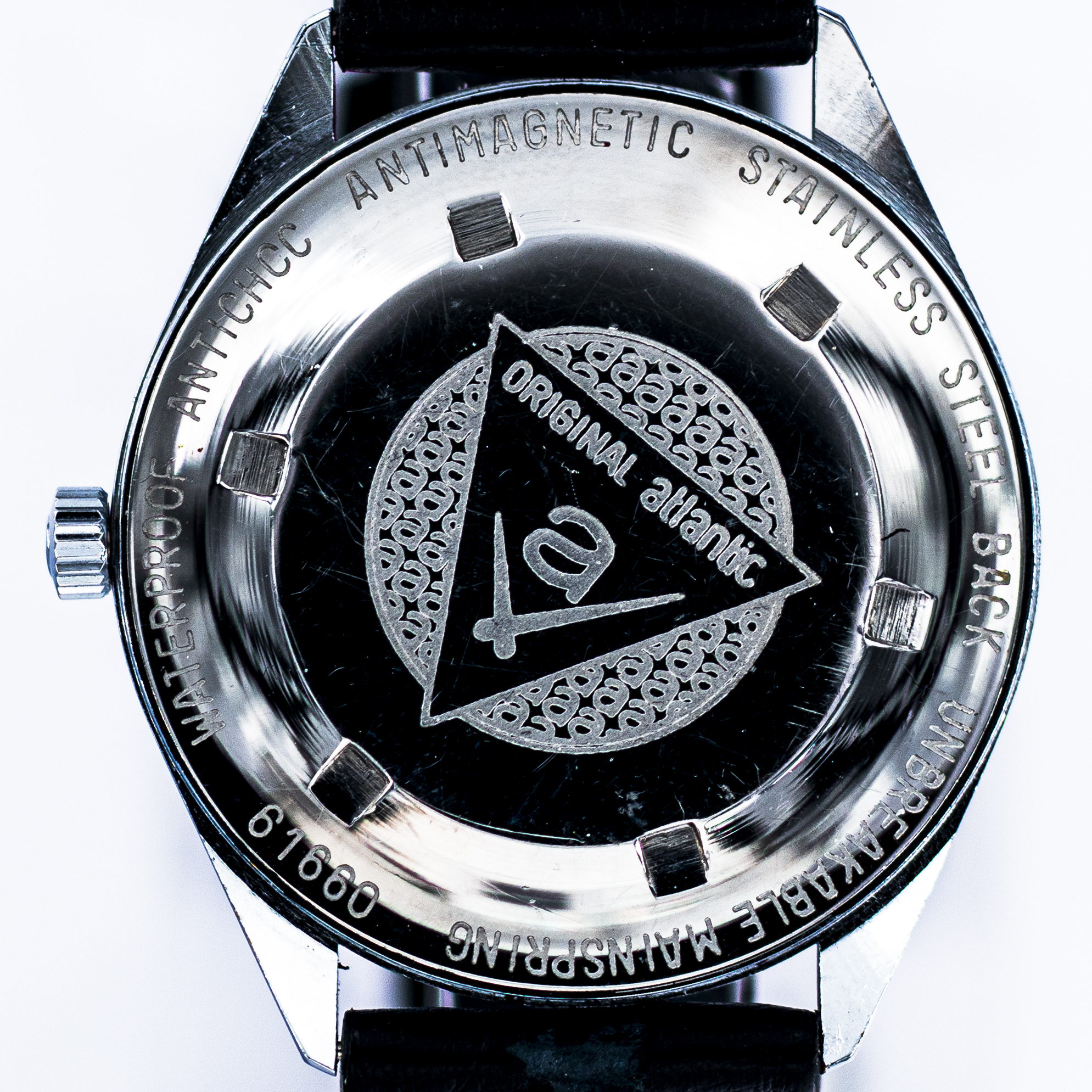 1474_marcels_watch_group_vintage_wristwatch_1960s_atlantic_61660_worldmaster_caseback_01