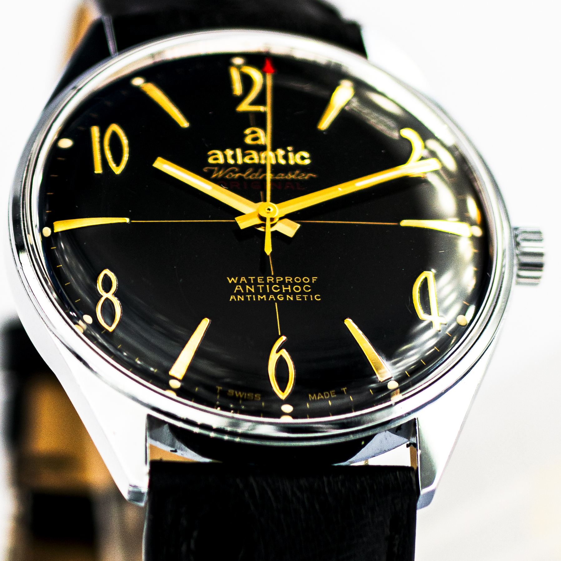 1474_marcels_watch_group_vintage_wristwatch_1960s_atlantic_61660_worldmaster_lugs_01