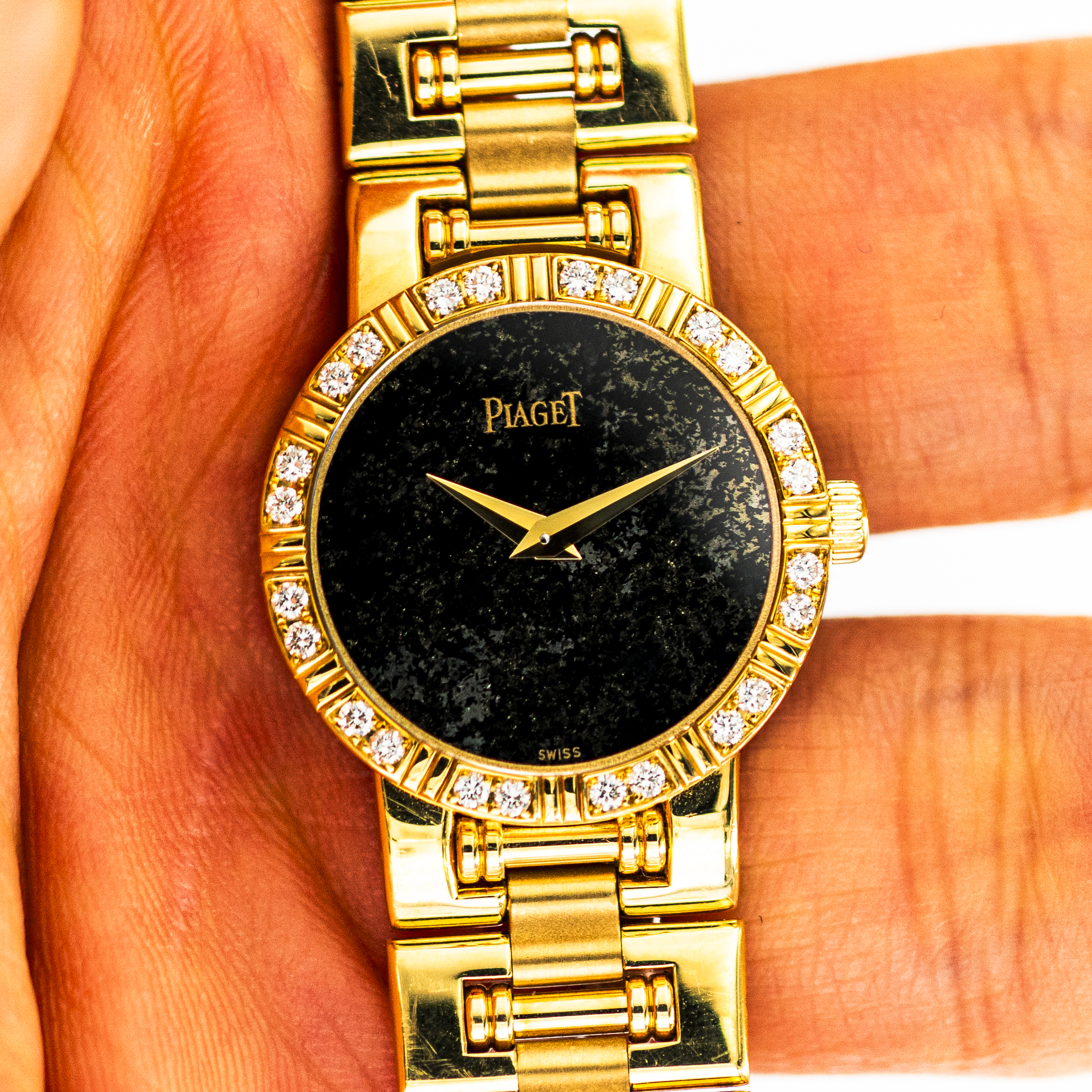 1354_marcels_watch_group_2002_piaget_80564K818_dancer_stone_dial_04