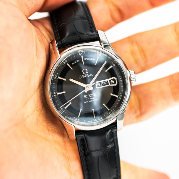 1495_marcels_watch_group_2009_omega_431.33.41.22.06.001_de_ville_hour_vision_annual_calendar_dial_13