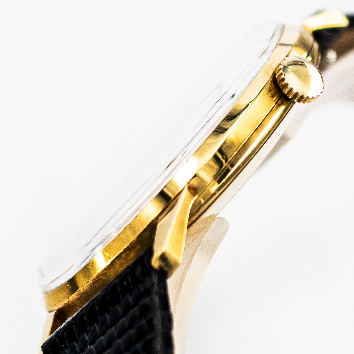 1506_marcels_watch_group_vintage_wristwatch_1970_jaegerlecoultre_20007_case_side_02