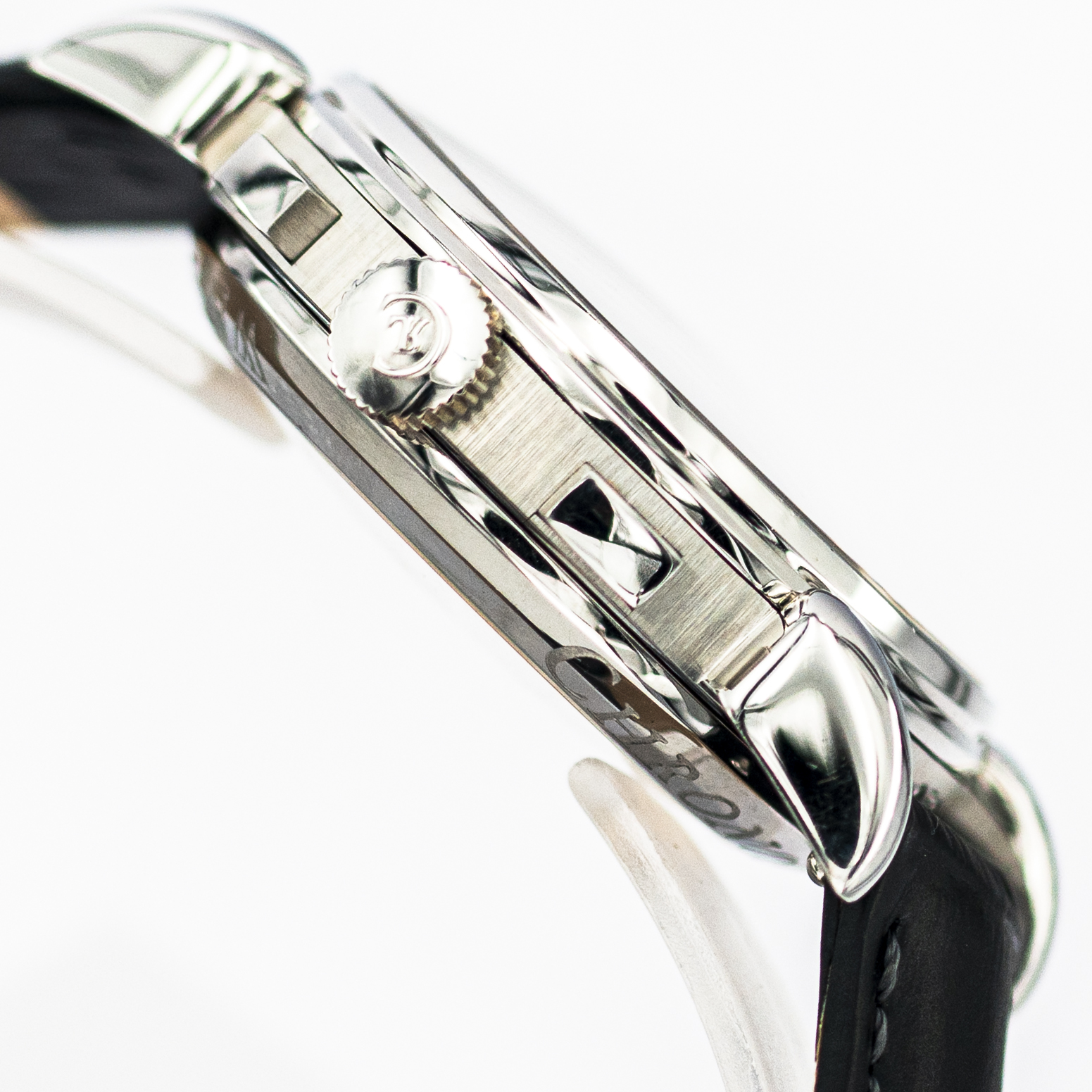 1513_marcels_watch_group_wristwatch_2005_chronoswiss_ch7403_klassik_volvo_case_side_02