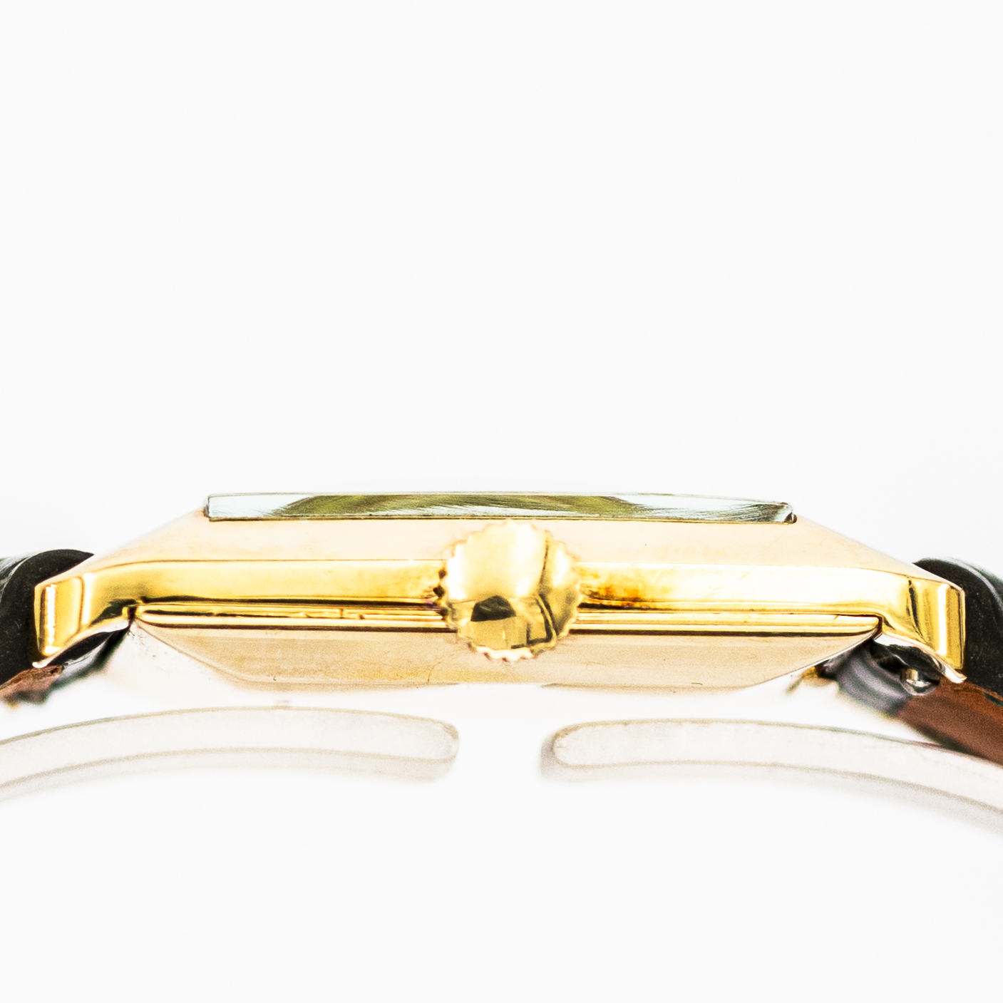 1507_marcels_watch_group_vintage_wristwatch_1952_patek_philippe_2488_goldwatch_case_side_01