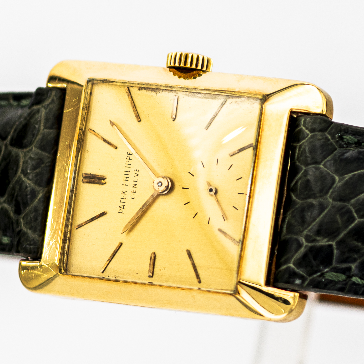 1507_marcels_watch_group_vintage_wristwatch_1952_patek_philippe_2488_goldwatch_dial_10