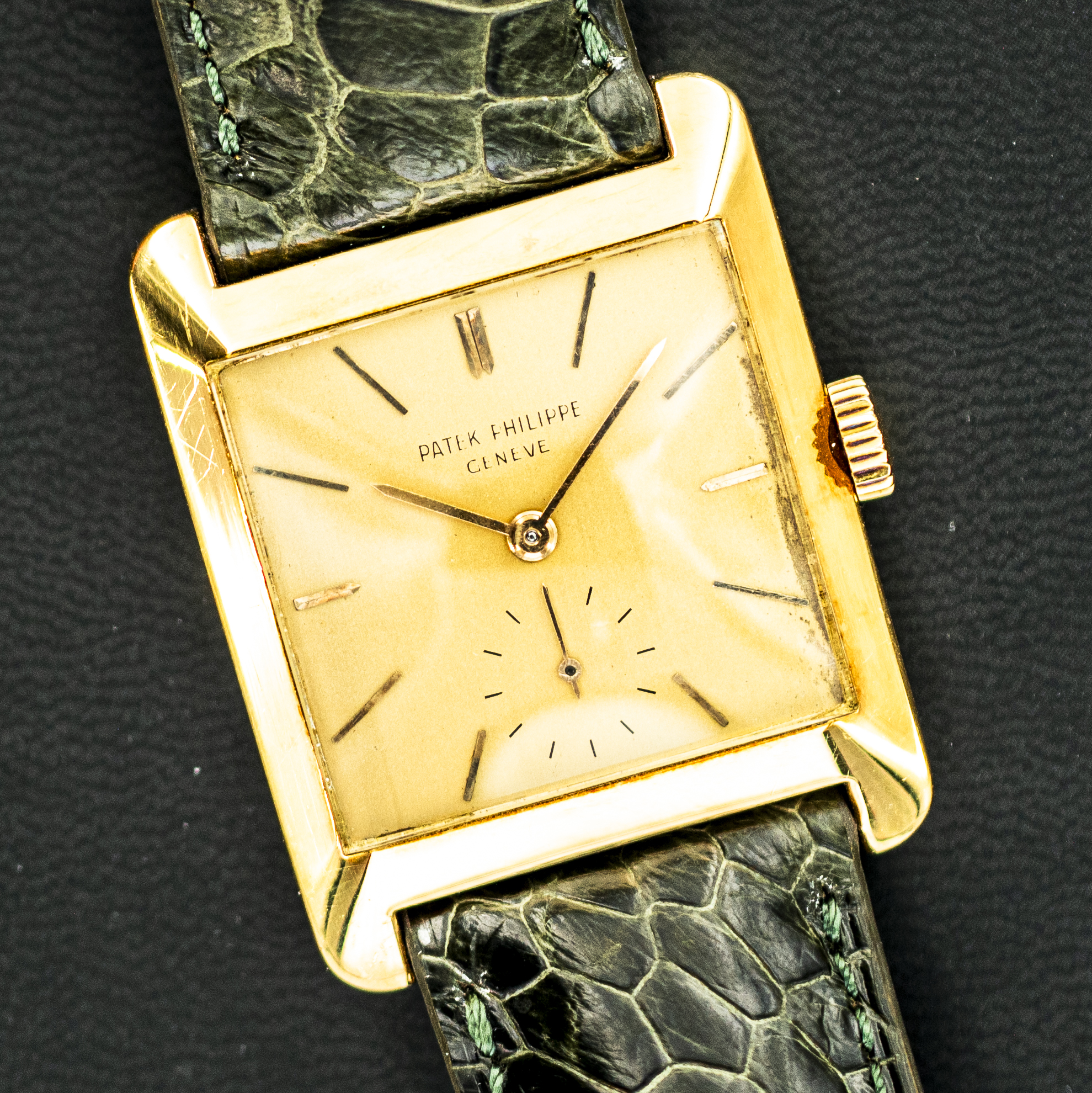 1507_marcels_watch_group_vintage_wristwatch_1952_patek_philippe_2488_goldwatch_dial_17