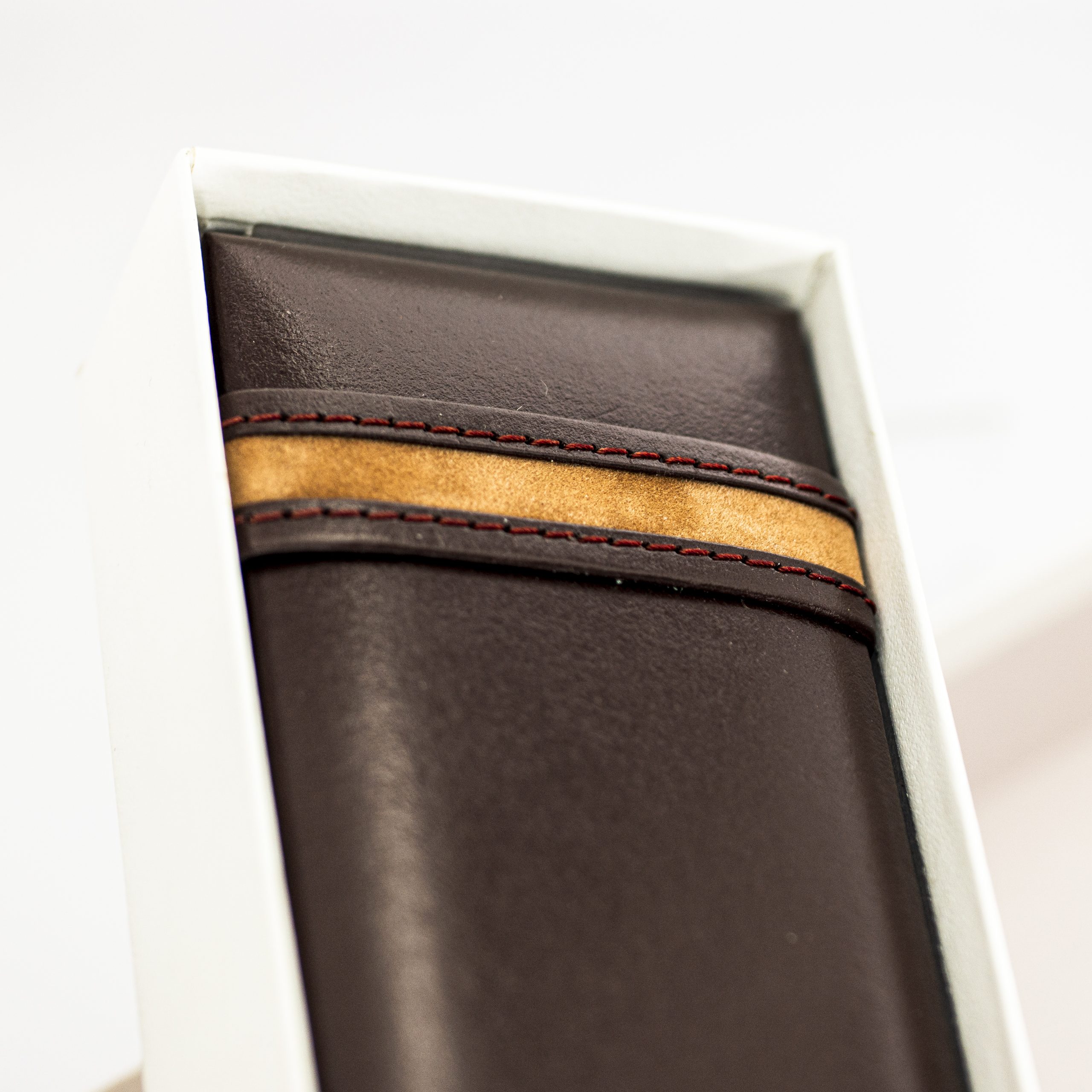 1510_marcels_watch_group_vintage_wristwatch_1955_iwc_1454642_calatrava_box_04