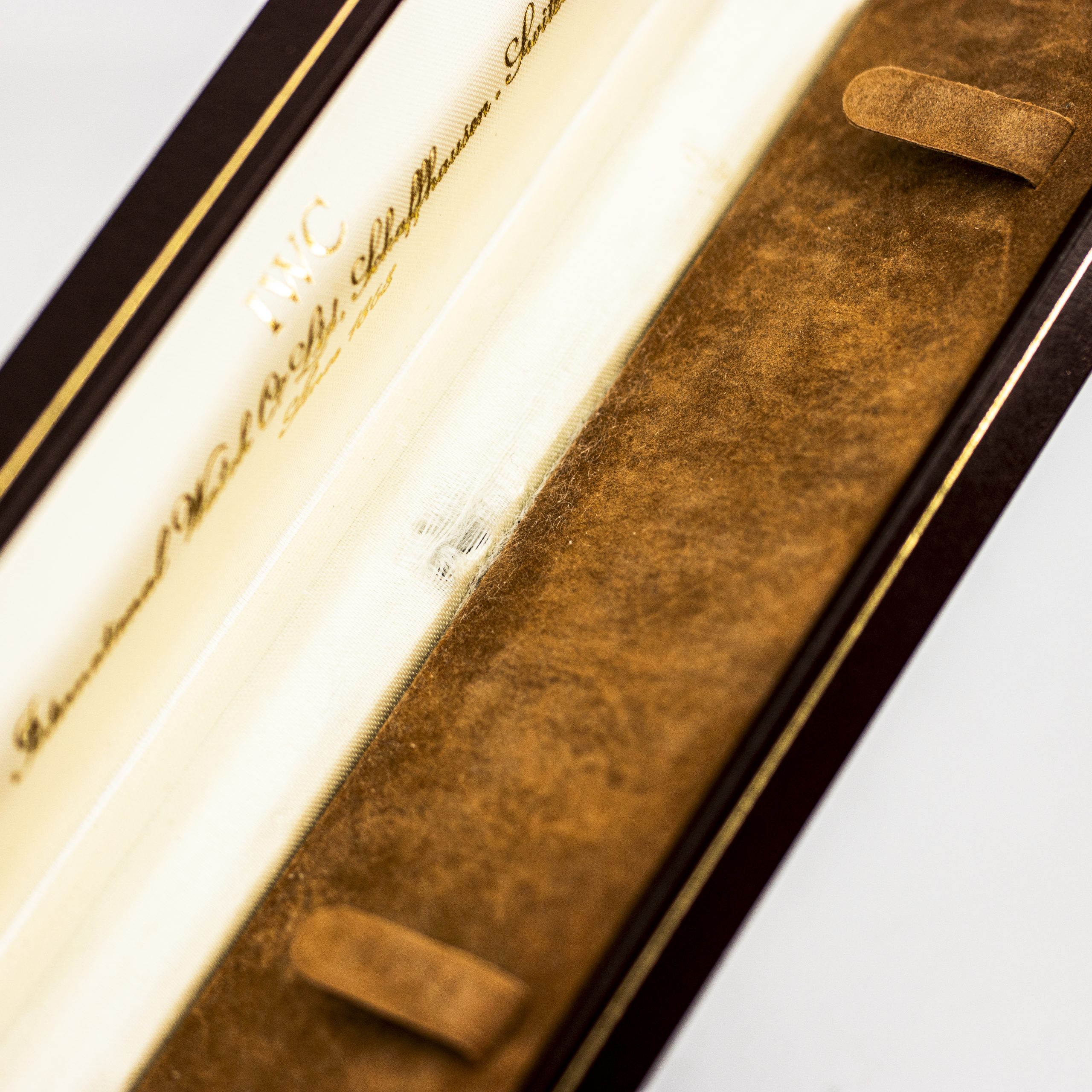 1510_marcels_watch_group_vintage_wristwatch_1955_iwc_1454642_calatrava_box_10