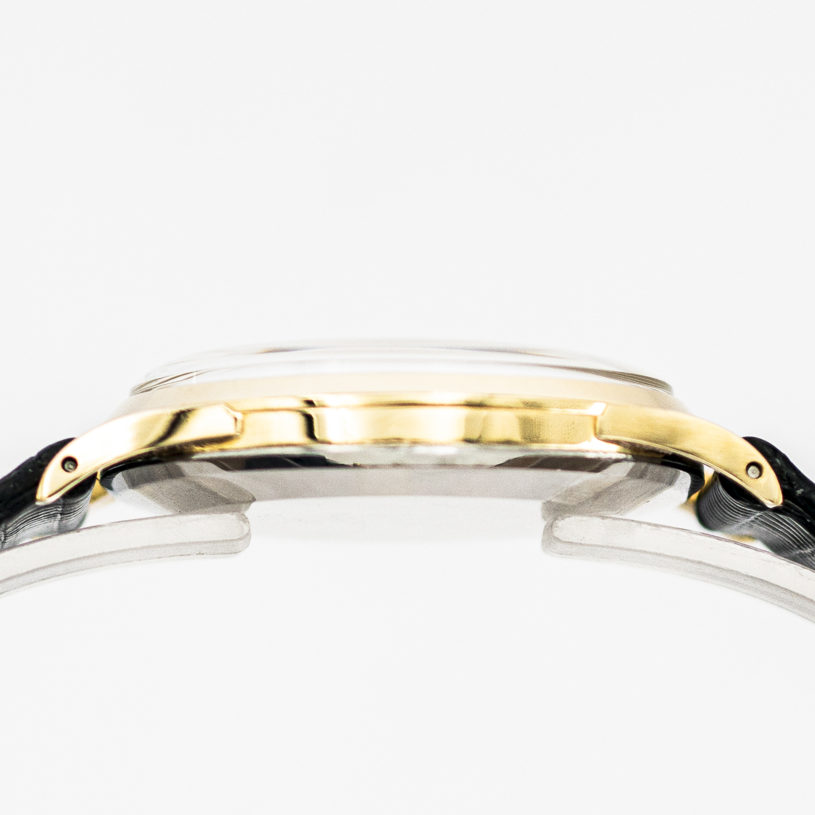 1510_marcels_watch_group_vintage_wristwatch_1955_iwc_1454642_calatrava_case_side_04