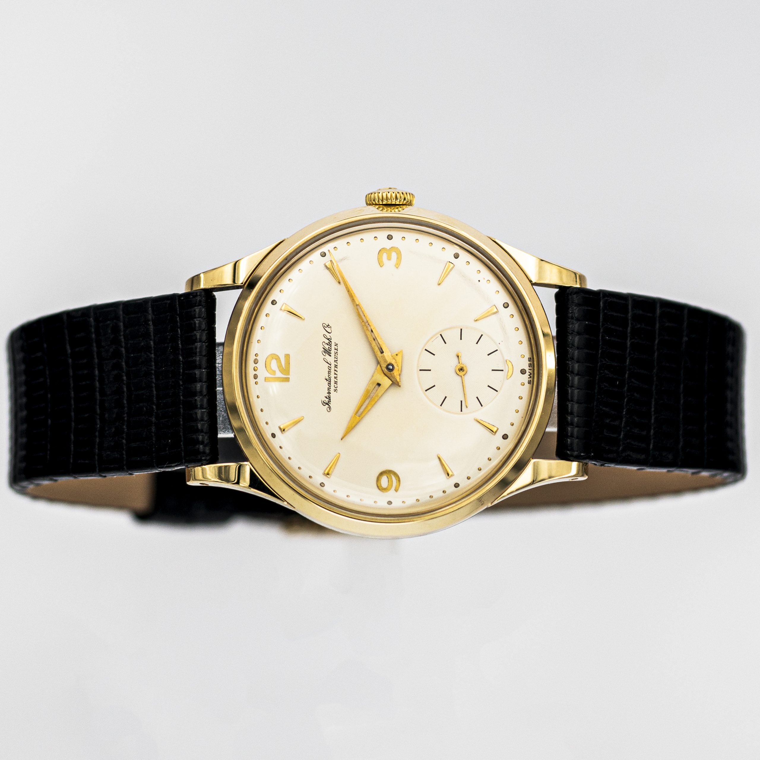 1510_marcels_watch_group_vintage_wristwatch_1955_iwc_1454642_calatrava_dial_10