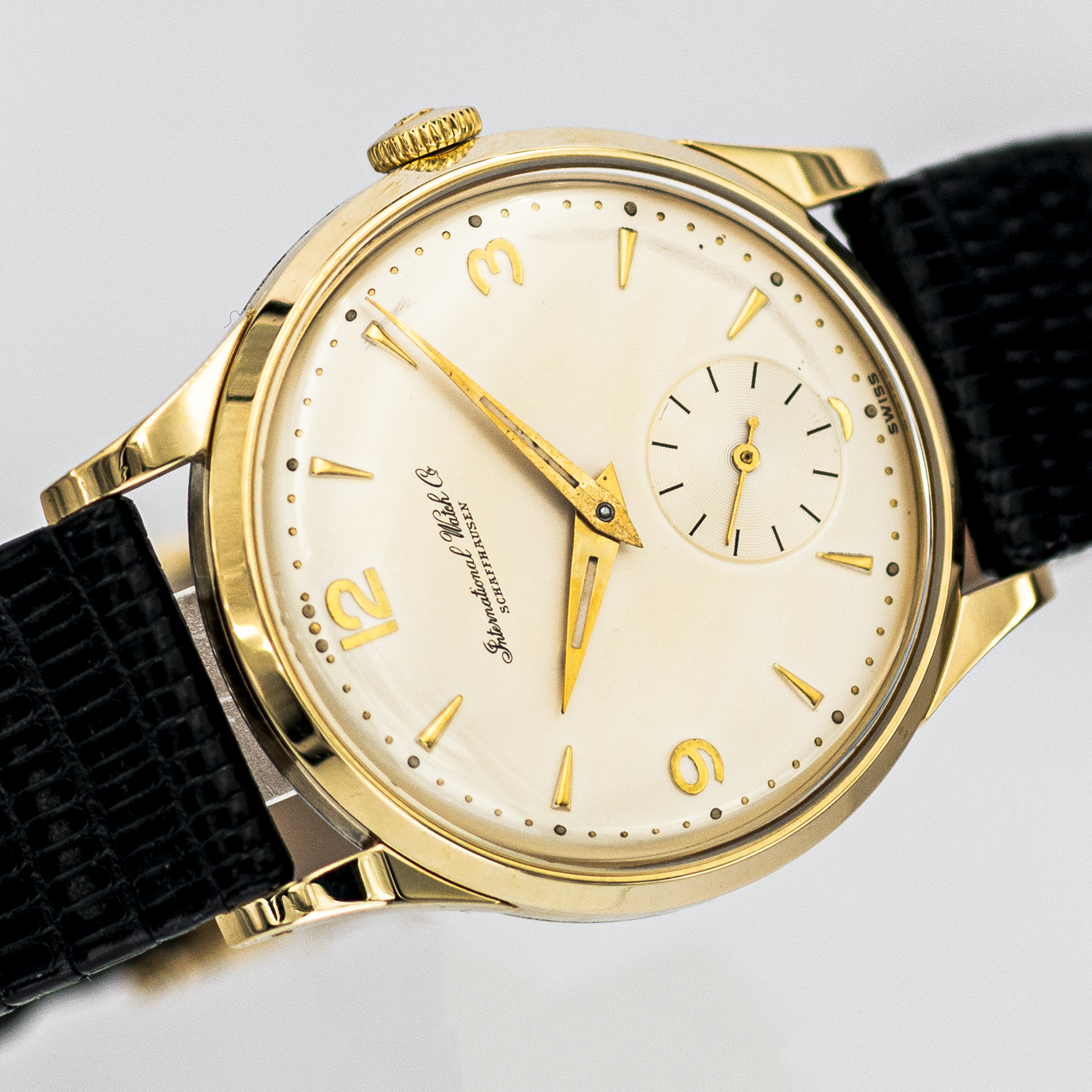1510_marcels_watch_group_vintage_wristwatch_1955_iwc_1454642_calatrava_dial_11