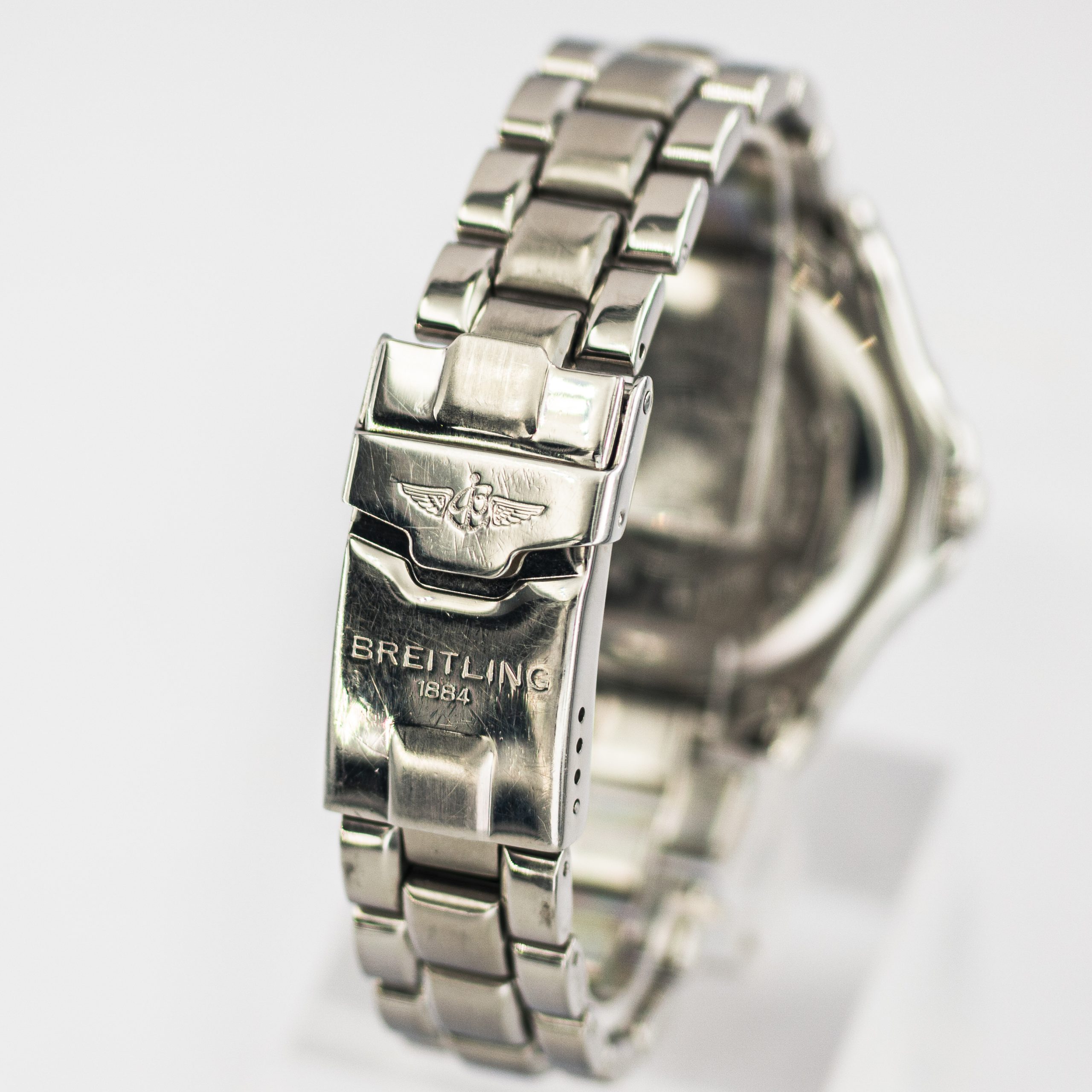 1493_marcels_watch_group_vintage_wristwatch_1990s_breitling_a17035_colt_bracelet_02