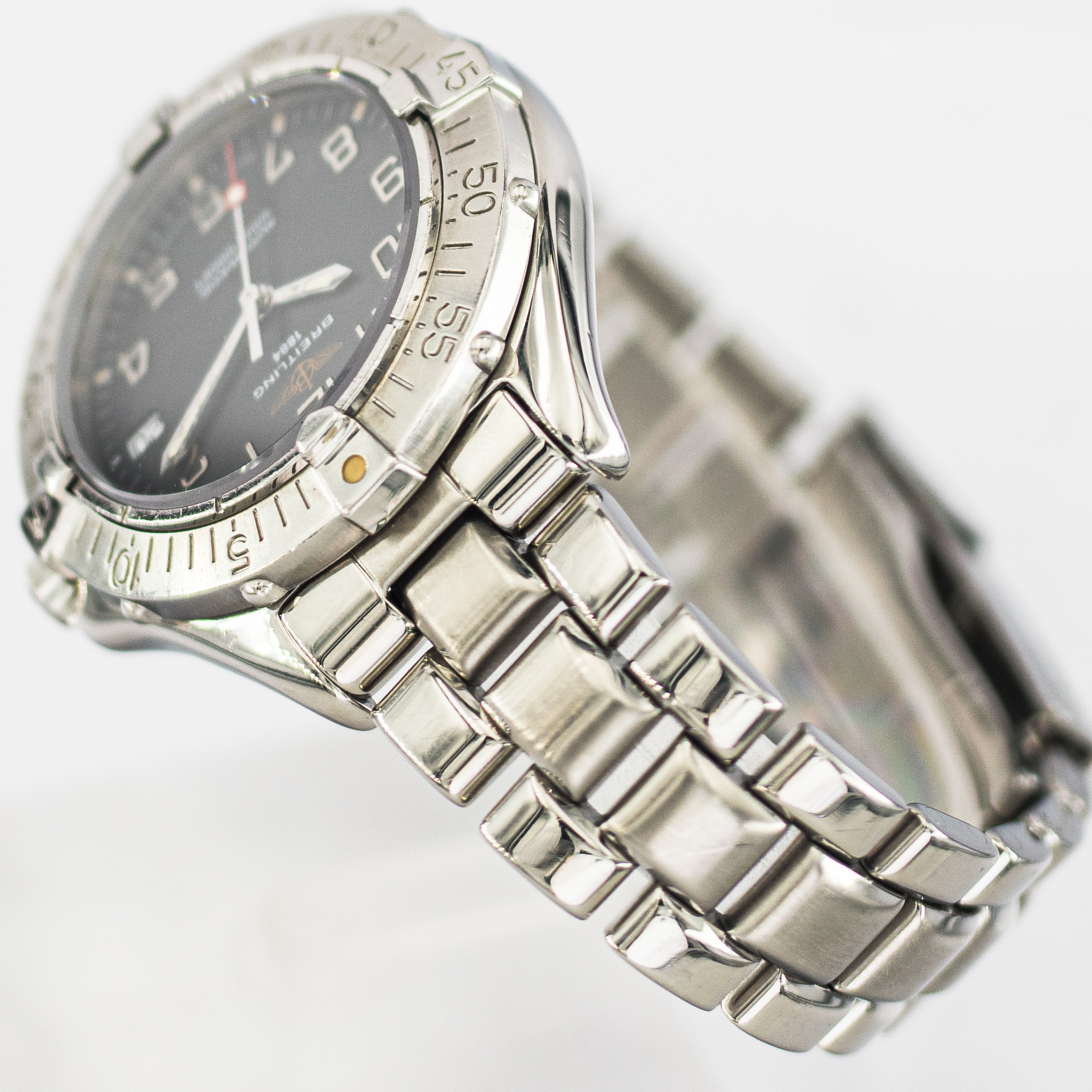1493_marcels_watch_group_vintage_wristwatch_1990s_breitling_a17035_colt_bracelet_05