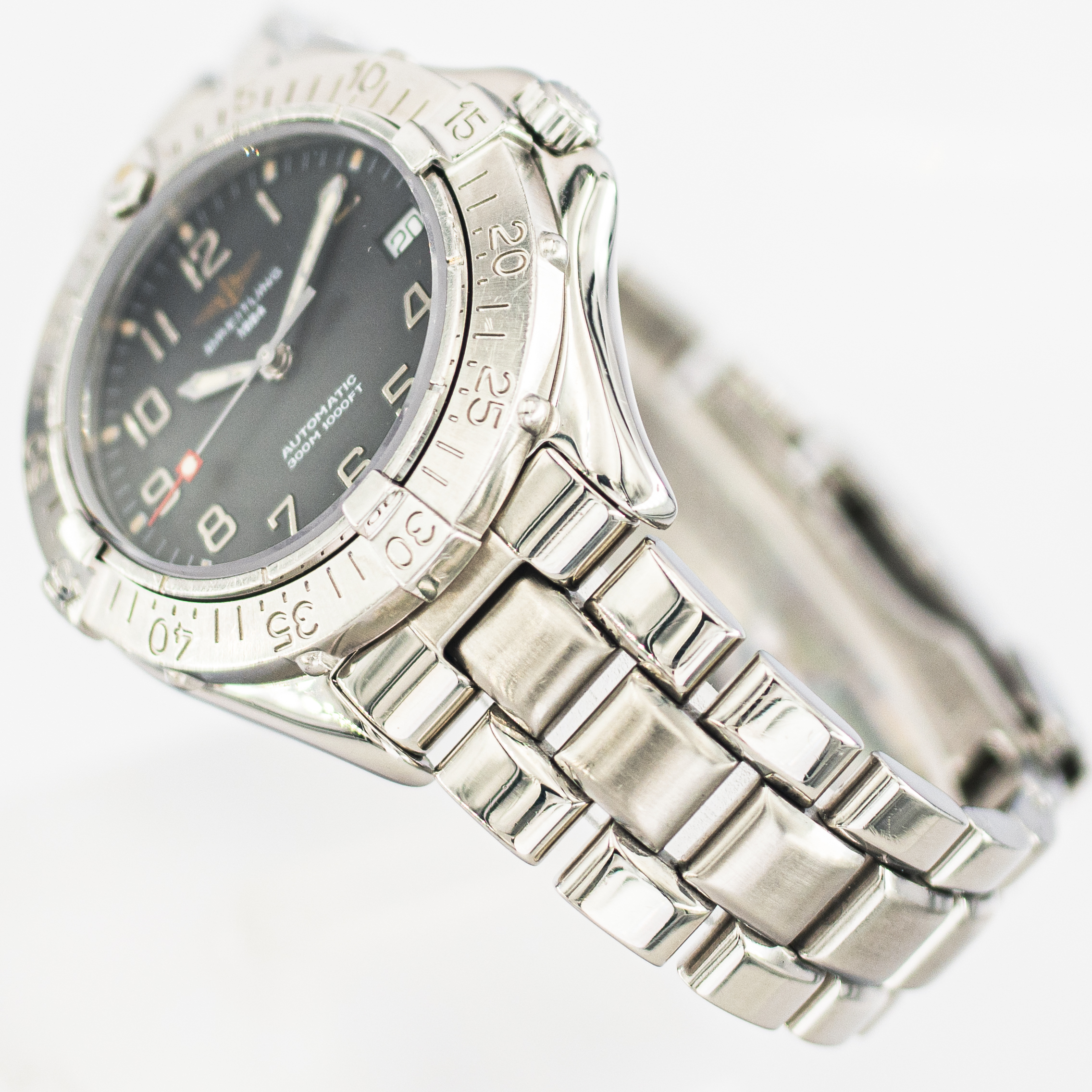 1493_marcels_watch_group_vintage_wristwatch_1990s_breitling_a17035_colt_bracelet_07