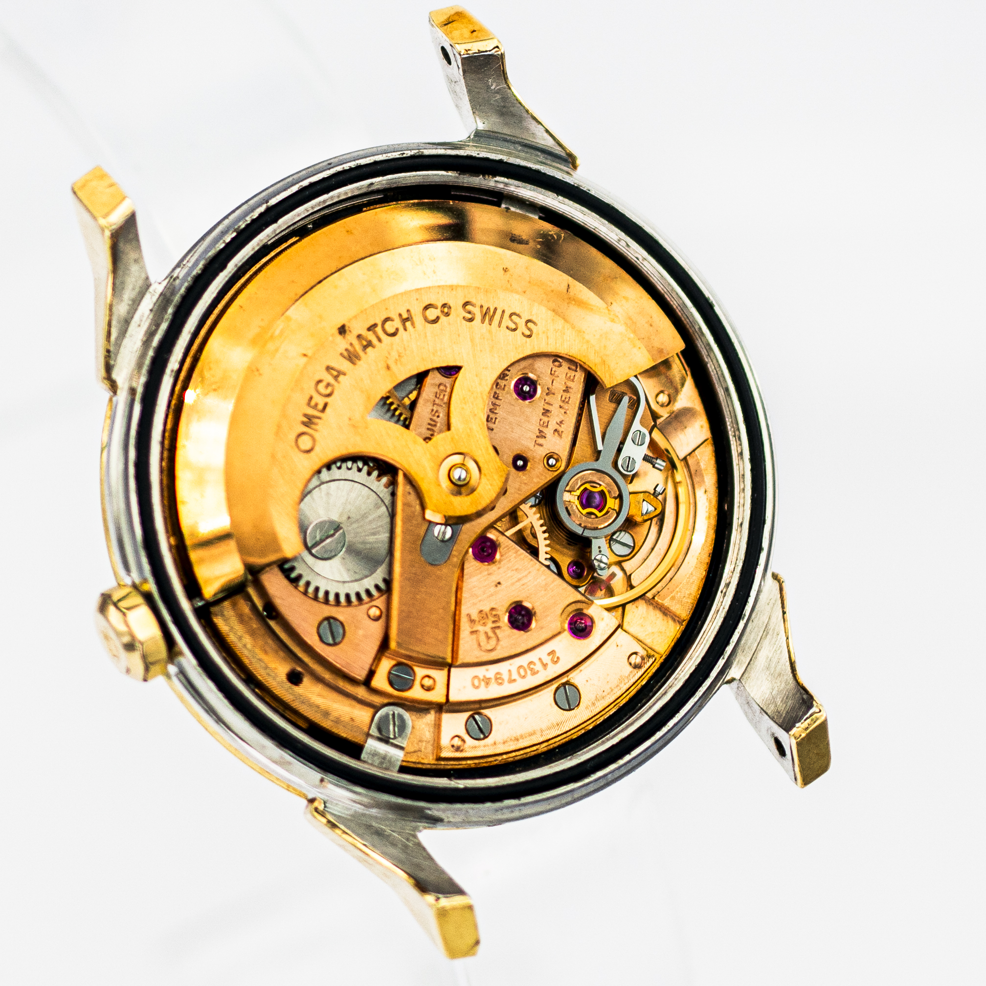 1532_marcels_watch_group_vintage_wristwatch_1964_omega_168.005_constellation_pie_pan_cal561_movement_04