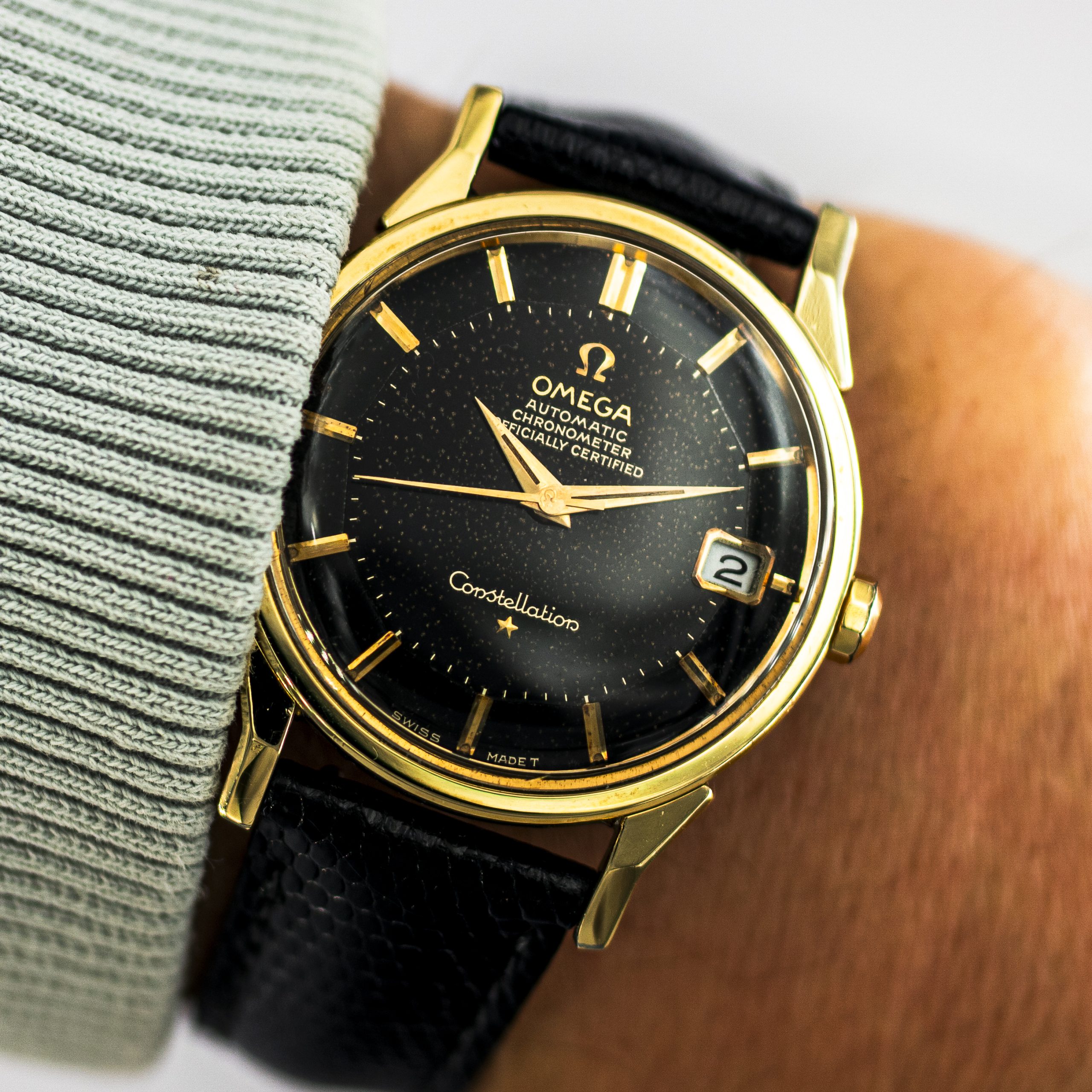1532_marcels_watch_group_vintage_wristwatch_1964_omega_168.005_constellation_pie_pan_wristshot_01