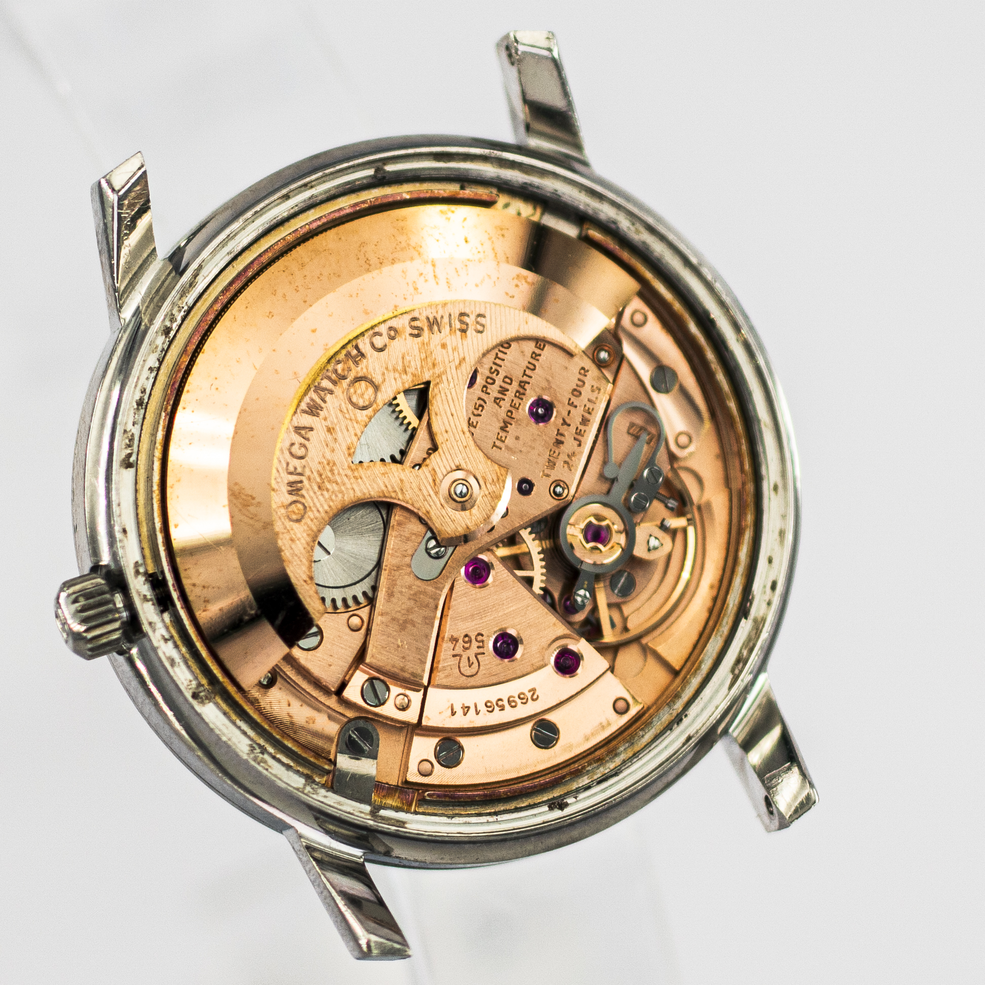 1539_marcels_watch_group_vintage_wristwatch_1968_omega_168.018_constellation_cal564_movement_04