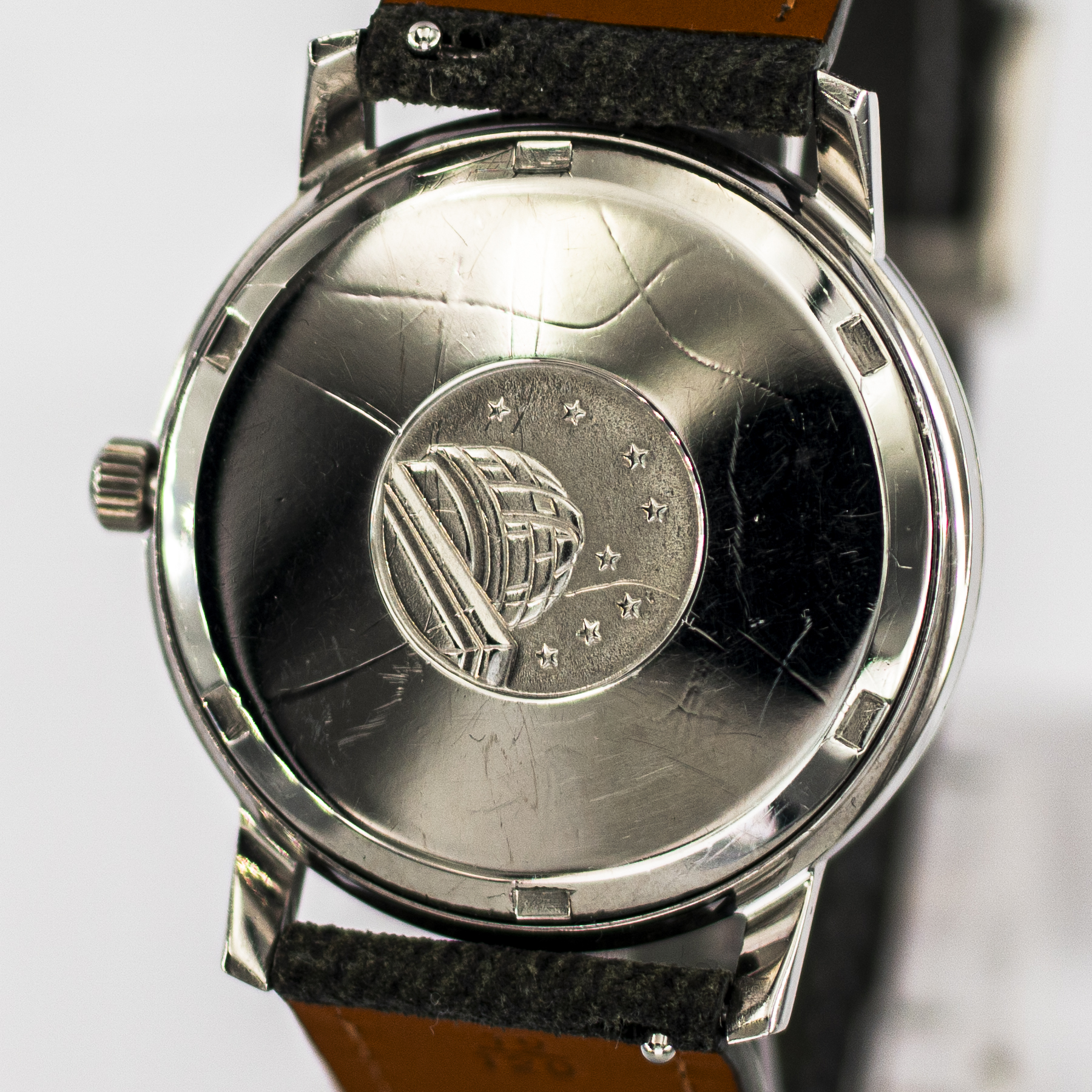 1539_marcels_watch_group_vintage_wristwatch_1968_omega_168.018_constellation_caseback_05