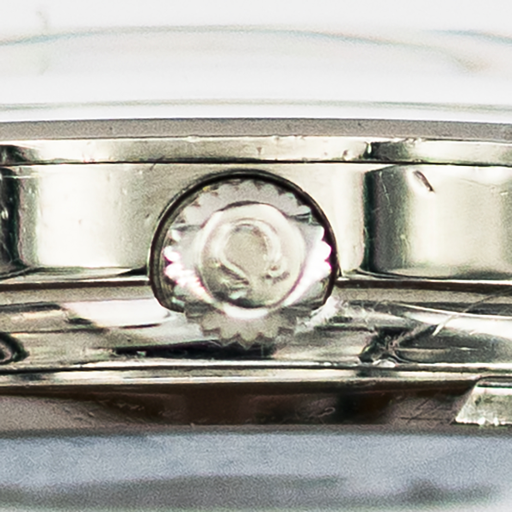 1539_marcels_watch_group_vintage_wristwatch_1968_omega_168.018_constellation_crown_01