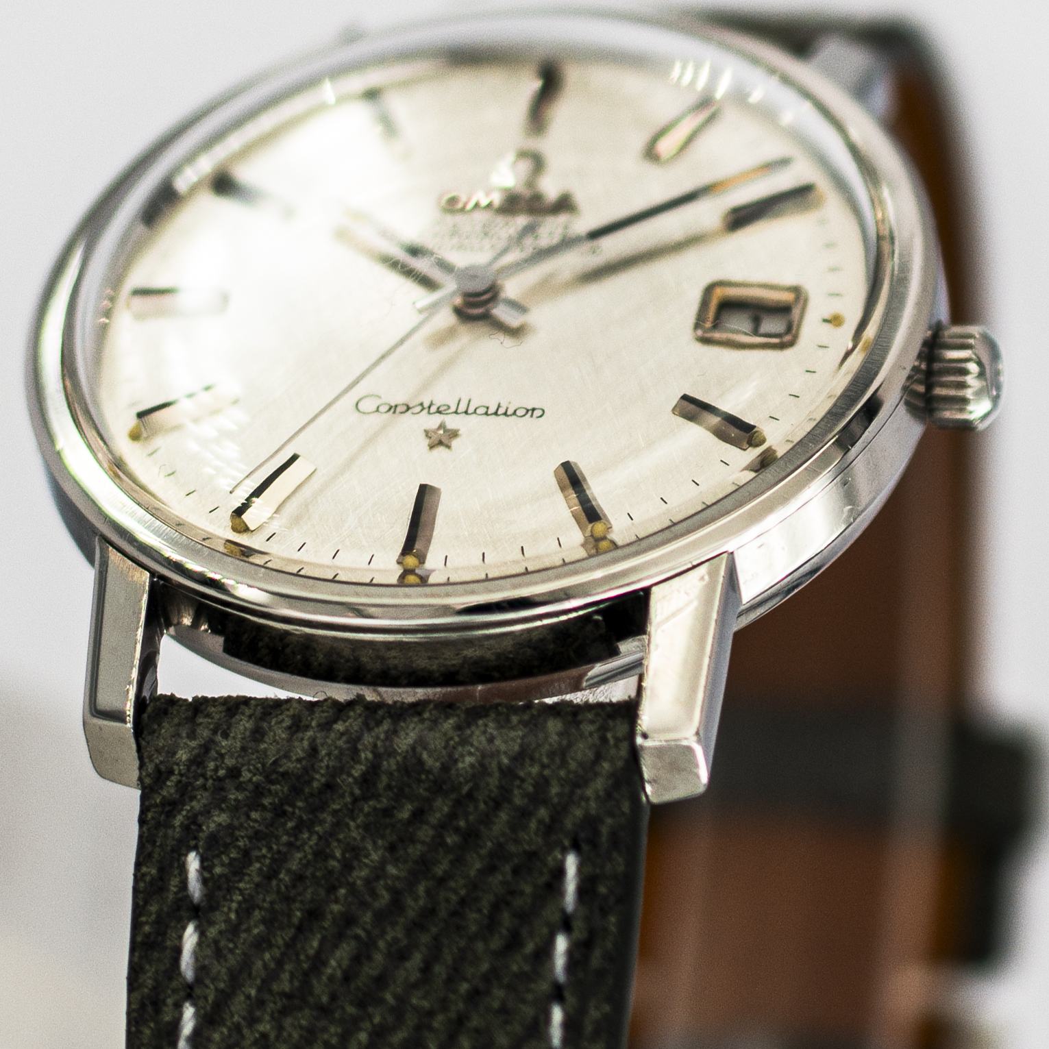 1539_marcels_watch_group_vintage_wristwatch_1968_omega_168.018_constellation_lugs_03