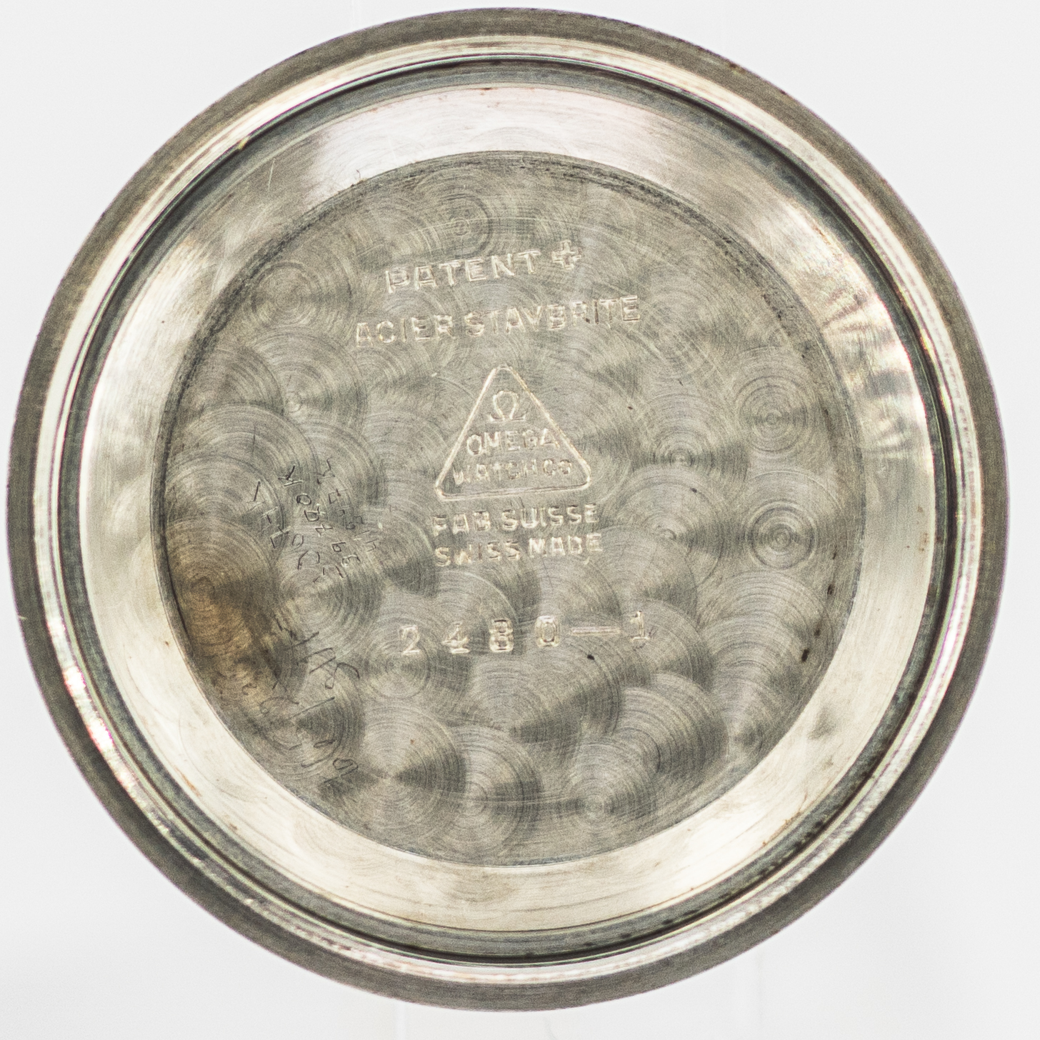 1544_marcels_watch_group_vintage_wristwatch_1949_omega_2480_caseback_01