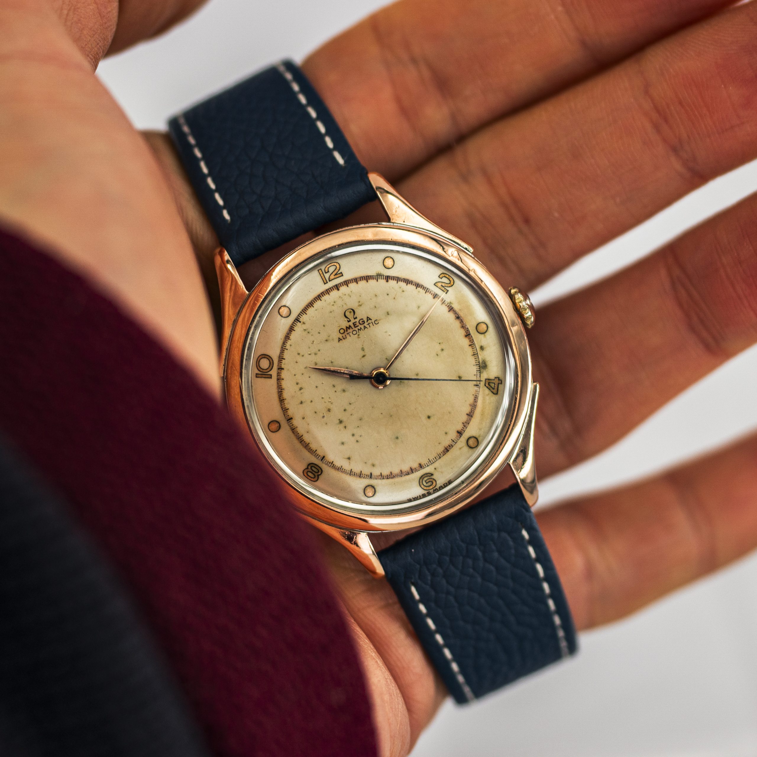 1544_marcels_watch_group_vintage_wristwatch_1949_omega_2480_dial_14