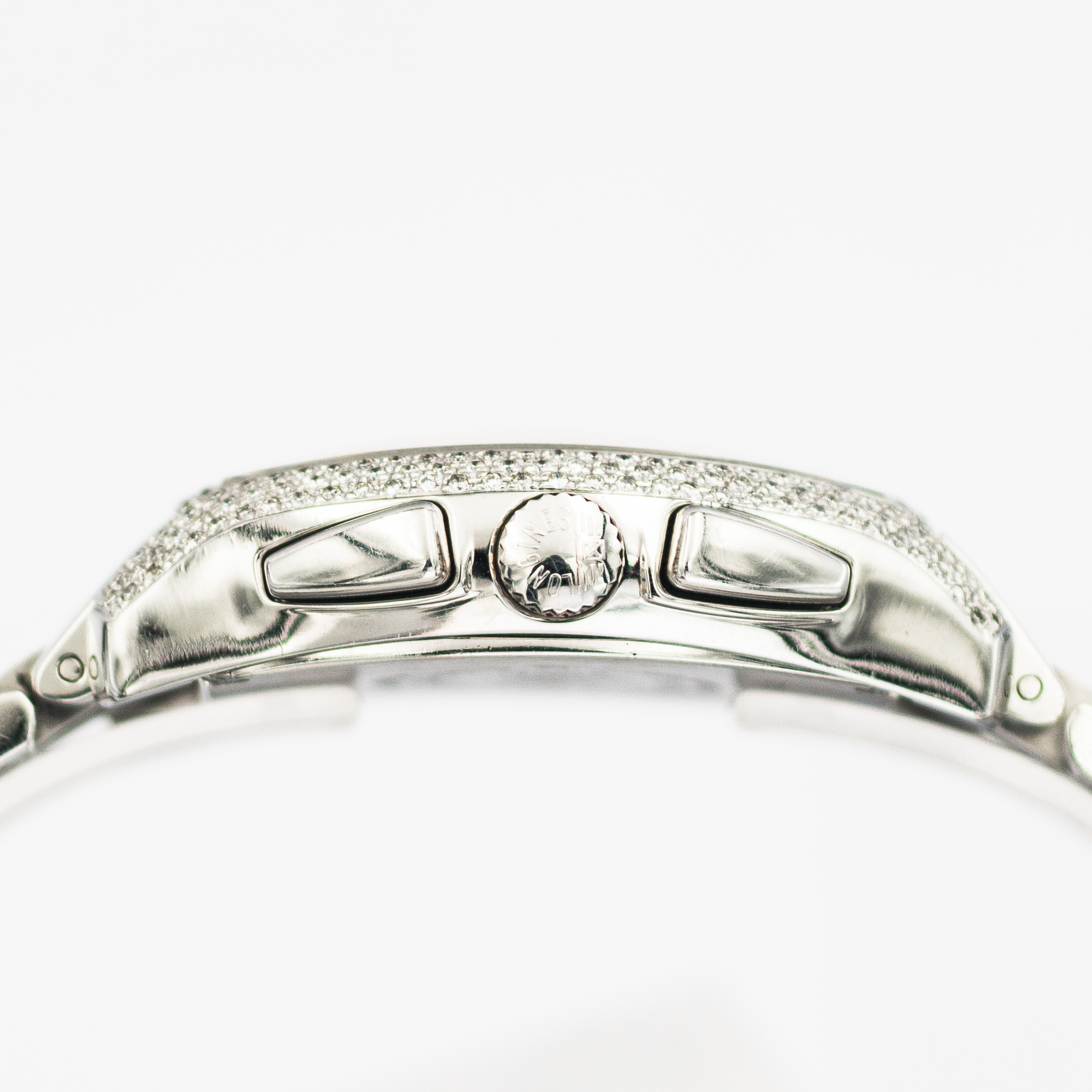 1547_marcels_watch_group_wristshot_2000s_longines_L2.656.4.71.6_evidenza_case_side_01