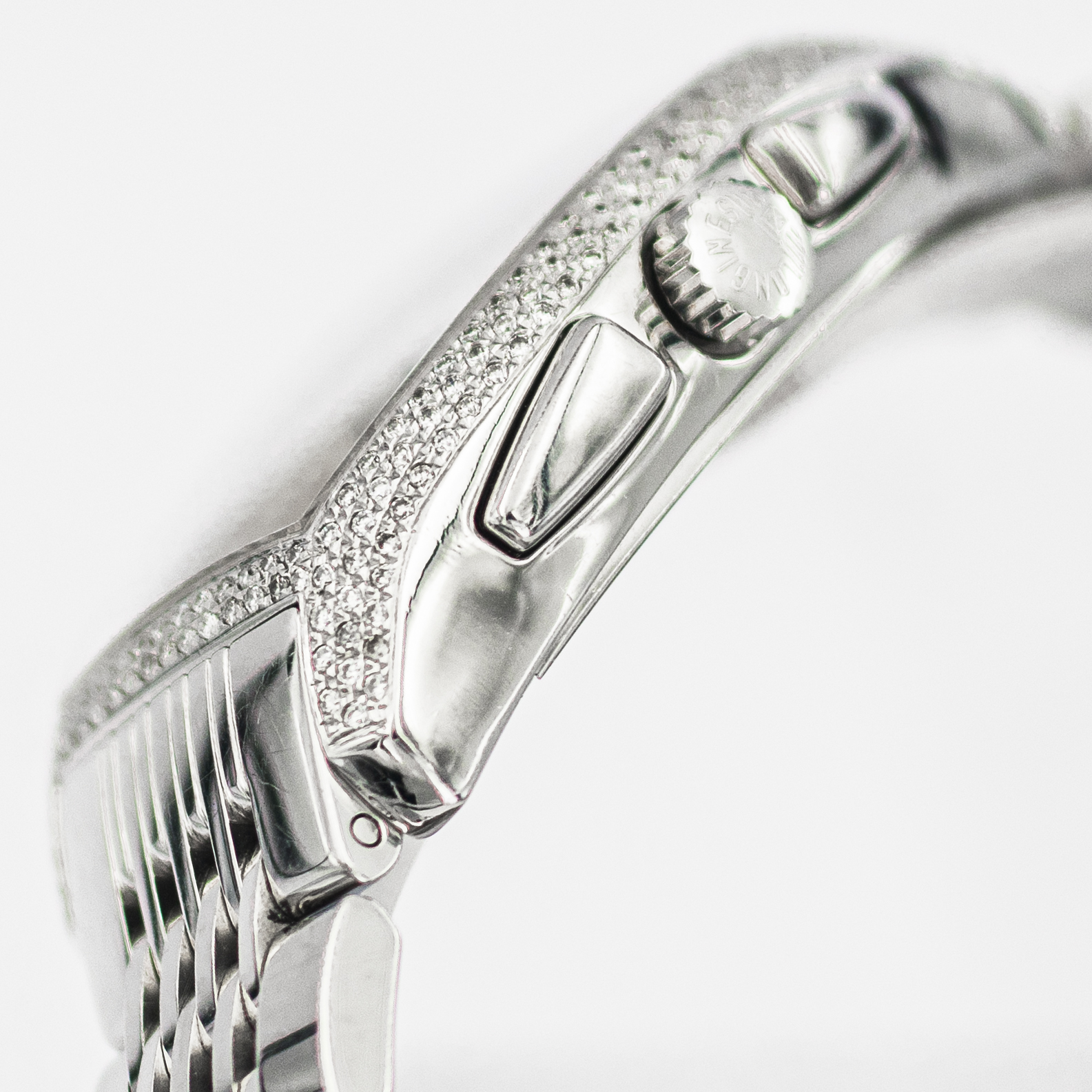 1547_marcels_watch_group_wristshot_2000s_longines_L2.656.4.71.6_evidenza_case_side_03